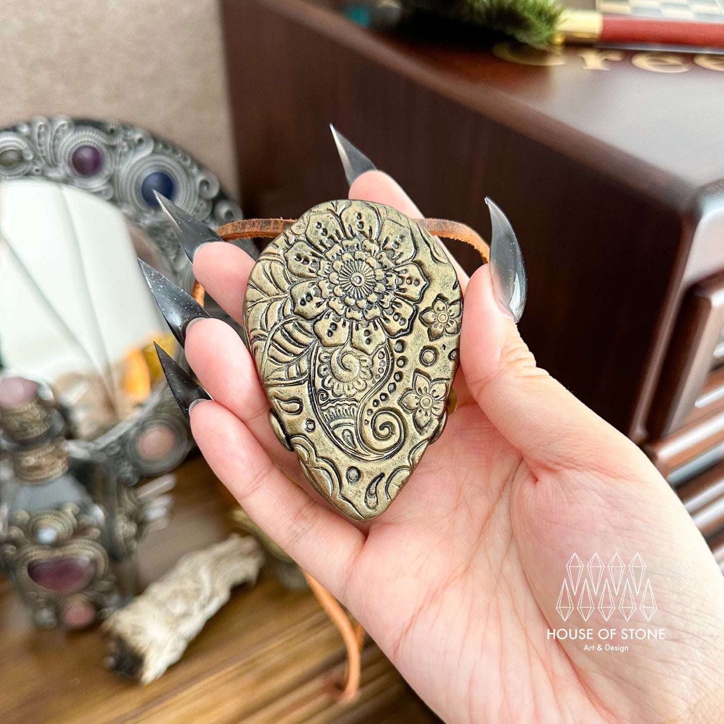 Natural Handmade Black Obsidian Pendant Necklace/Magic Obsidian Mirror Crystal Pendant/Scrying Mirror Red Agate Jewelry/Chakra/Altar Tool