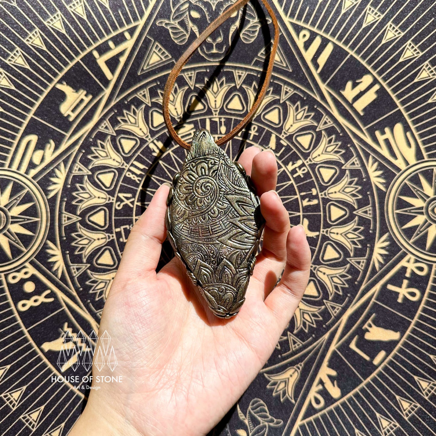 Natural Handmade Black Obsidian Pendant Necklace/Magic Obsidian Mirror Crystal Pendant/Scrying Mirror Labradorite Jewelry/Altar Tool