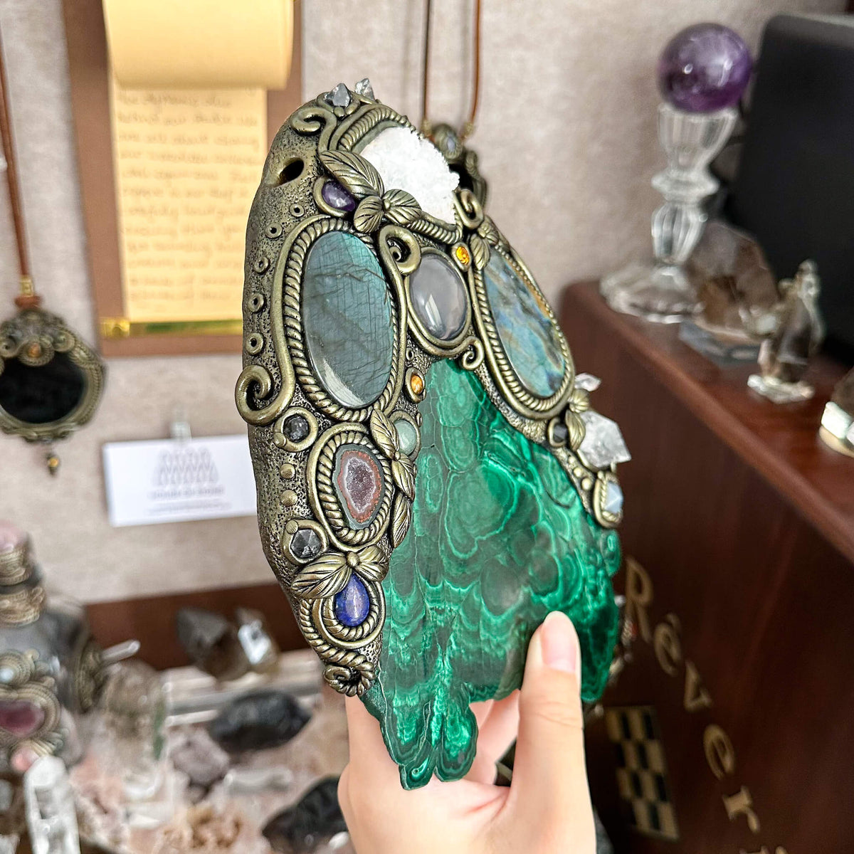 Handmade Natural Malachite Crystal Wall Hanging Decor/Spiritual Window Interior Room Hangings/Christmas Crystal Door Hanging