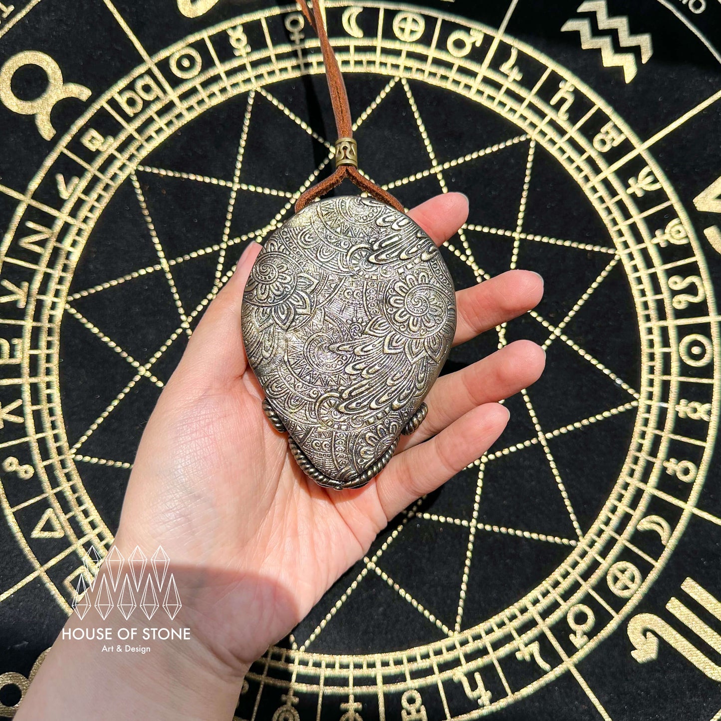 Handmade Natural Black Obsidian Pendant Necklace/Magic Obsidian Mirror Crystal Pendant/Scrying Mirror Talisman Protection Jewelry/Altar Tool