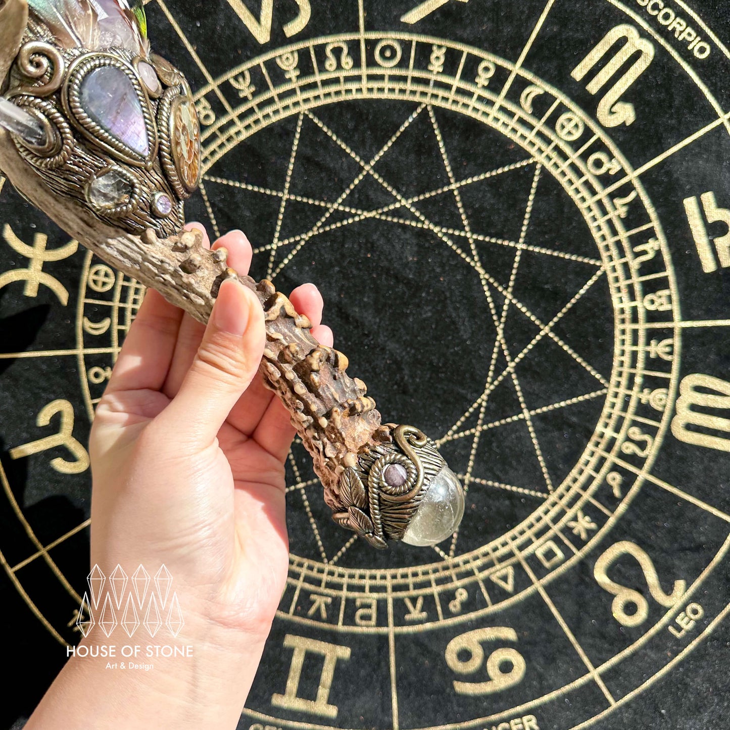 Handmade Natural Crystal Amethyst Antler Wand/Magic Smoky Quartz Witch Wand/Labradorite Amethyst Ammonite Antler Stem/Chakra/Altar Tool