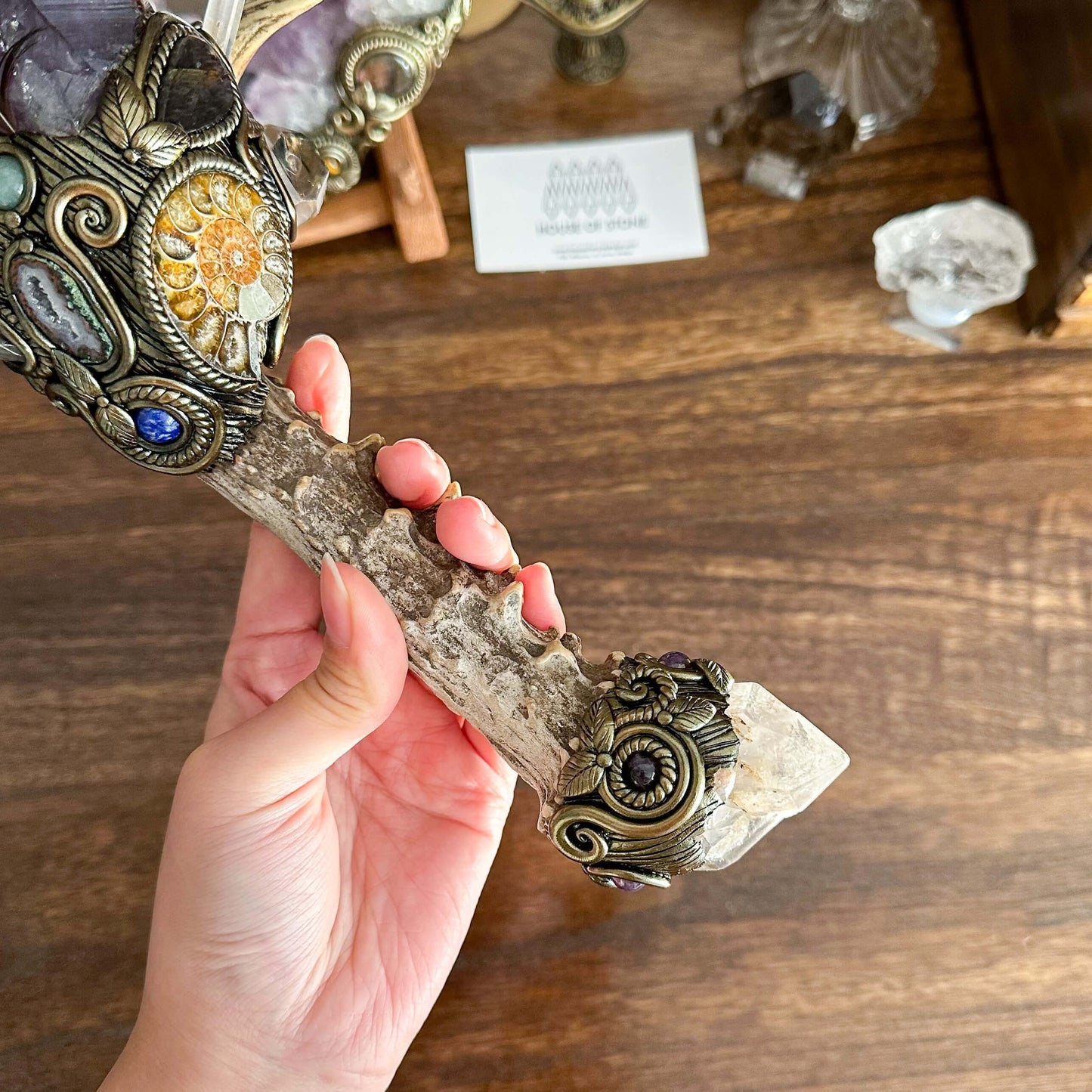 Handmade Natural Crystal Amethyst Antler Wand/Magic Smoky Quartz Witch Wand/Labradorite Amethyst Ammonite Antler Stem/Chakra/Altar Tool