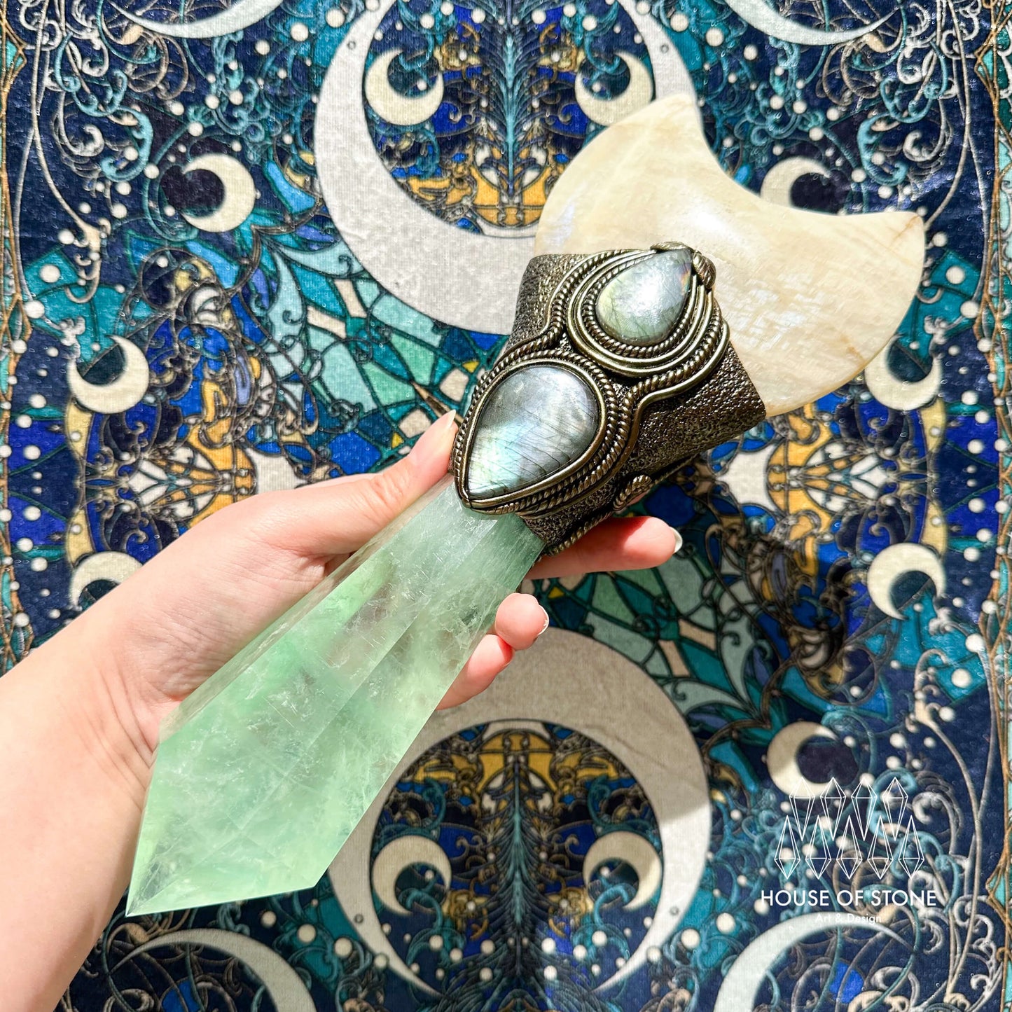 Handmade Natural Fluorite Crystal Wand/XLarge Magic Witch Crystal Wand/Moonstone Green Fluorite Labradorite Handle/Chakra/Manifest Altar Tool