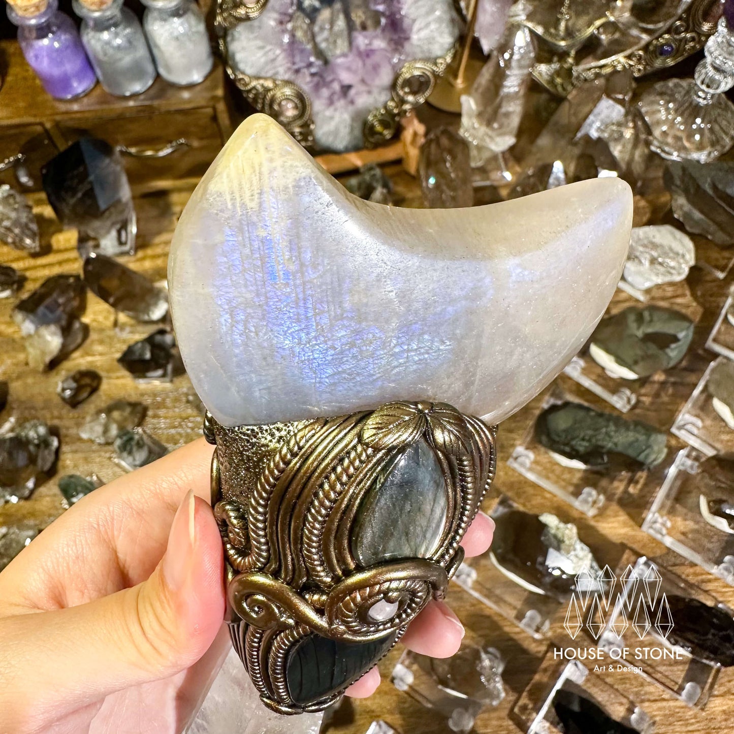 Natural Handmade Clear Quartz Crystal Wand/Magic Witch Crystal Wand/Moonstone Amethyst Labradorite Handle/Chakra/Manifest Altar Tool