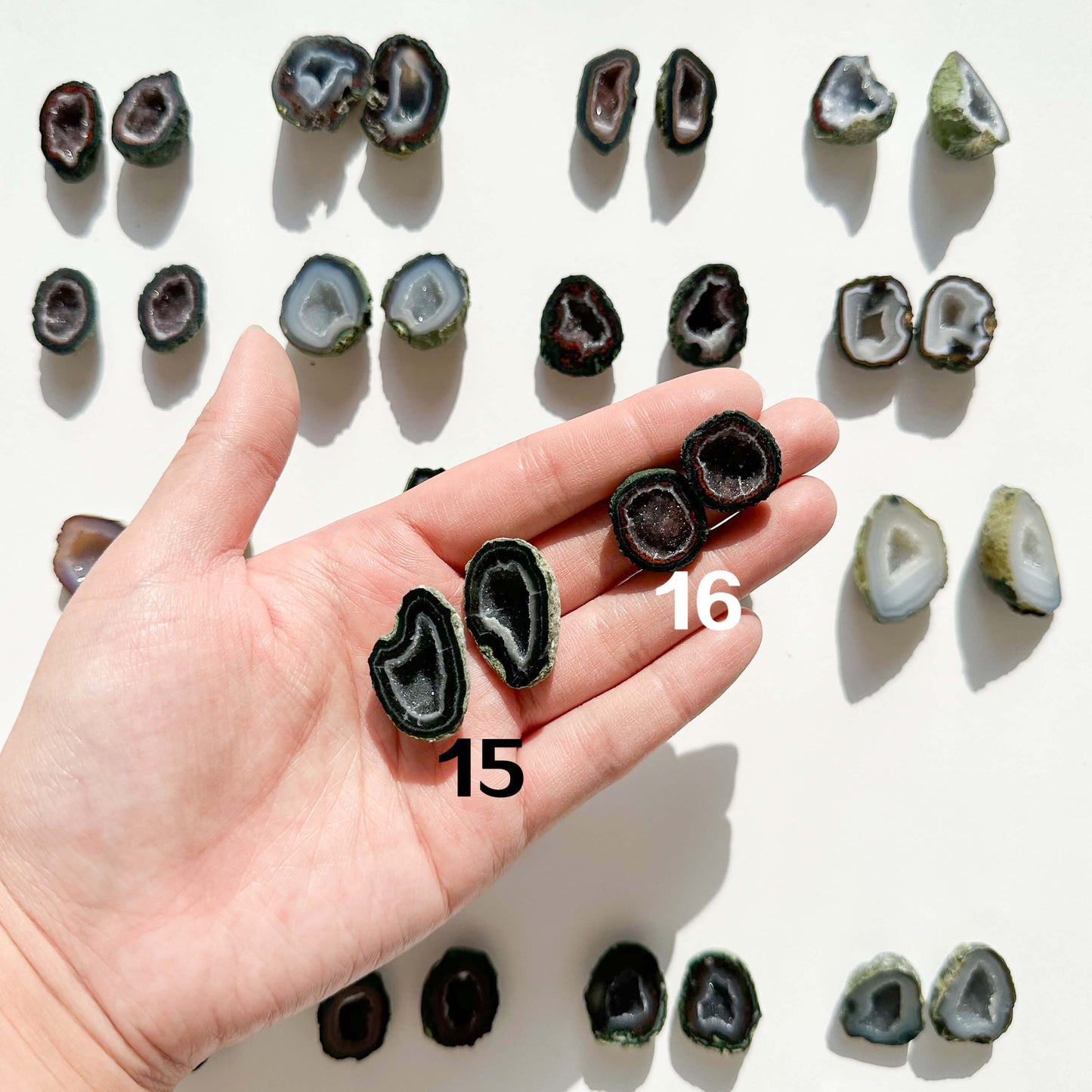 Natural Mini Agate Geode Pair | Small Tabasco Raw Crystal Geode, Druzy  Rainbow Mexico Geodes, Chakra, Meditation Tool