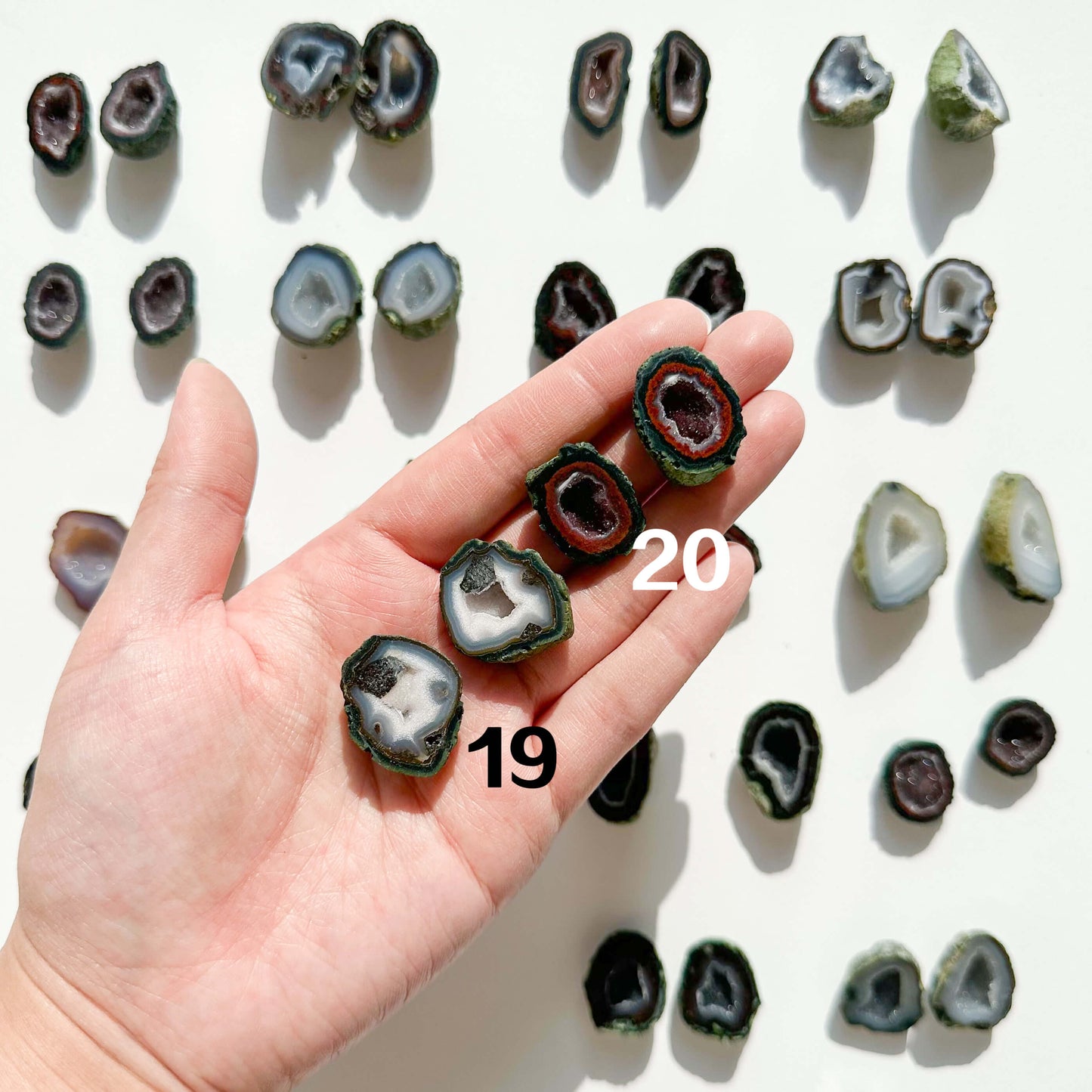 Natural Mini Agate Geode Pair | Small Tabasco Raw Crystal Geode, Druzy  Rainbow Mexico Geodes, Chakra, Meditation Tool