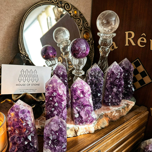 Natural Raw Amethyst Point Tower/Amethyst Cluster Rainbow Crystal Tower/Druzy Amethyst Geode Tower/Meditation Tool/Crown Chakra Healing/AAA