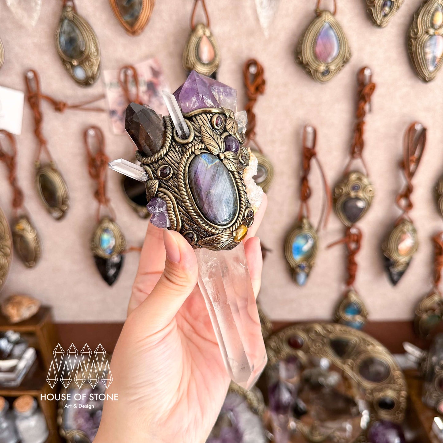 Natural Handmade Amethyst Crystal Quartz Wand/Magic Witch Crystal Antler Wand/Amethyst Brazil Clear Quartz Labradorite Wand/Chakra Healing/Manifest Altar Tool