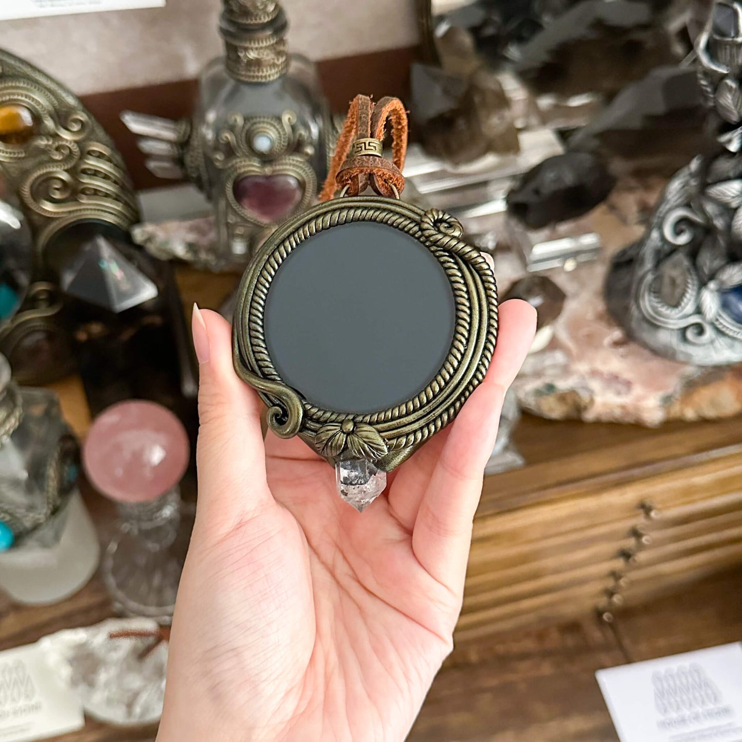 Handmade Natural Black Obsidian Pendant Necklace/Magic Obsidian Mirror Crystal Pendant/Scrying Mirror Talisman Protection Jewelry/Altar Tool