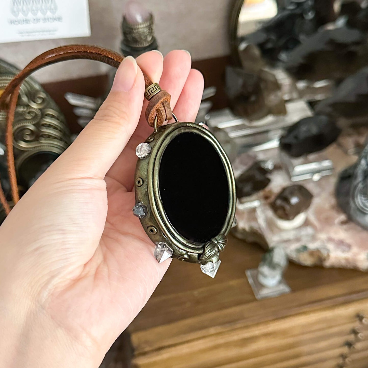 Handmade Natural Black Obsidian Pendant Necklace/Magic Obsidian Mirror Crystal Pendant/Scrying Mirror Talisman Protection Jewelry/Altar Tool