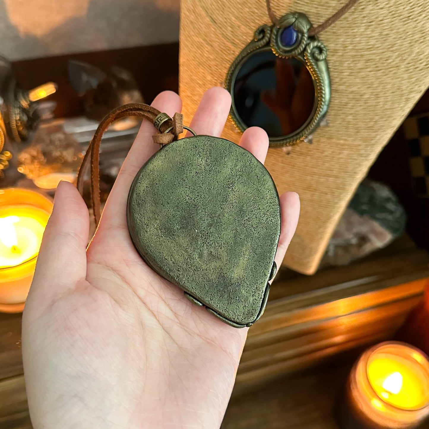 Handmade Natural Black Obsidian Pendant Necklace/Magic Obsidian Mirror Crystal Pendant/Scrying Mirror Talisman Protection Jewelry/Altar Tool