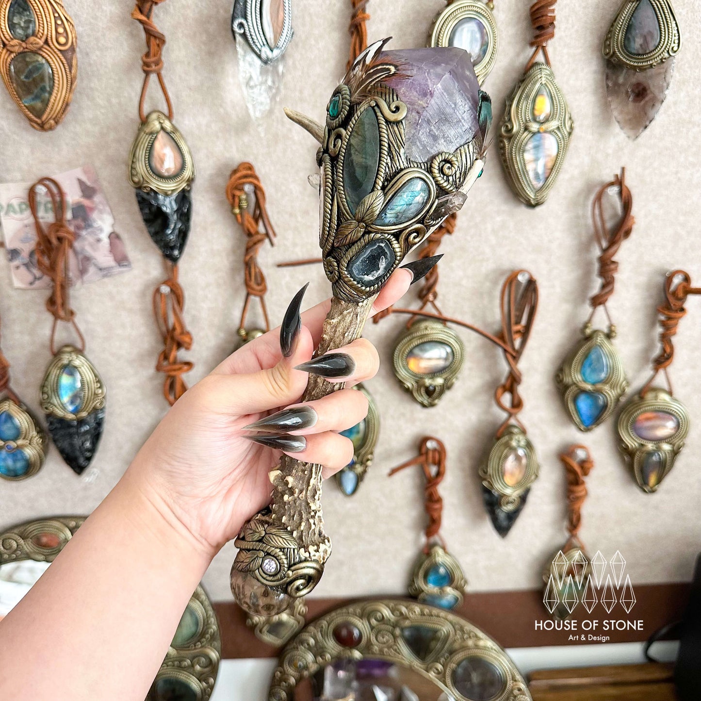 Natural Handmade Crystal Amethyst Antler Wand/Magic Clear Quartz Witch Wand/Labradorite Amethyst Garden Quartz Antler Stem/Chakra/Altar Tool