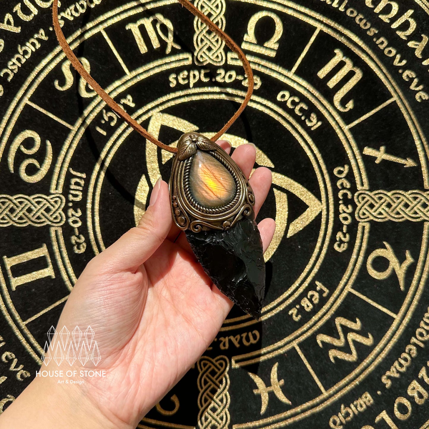 Natural Handmade Black Obsidian Arrowhead Pendant Necklace/Magic Crystal Double-sided Pendant/Labradorite Jewelry/Chakra/Altar Tool