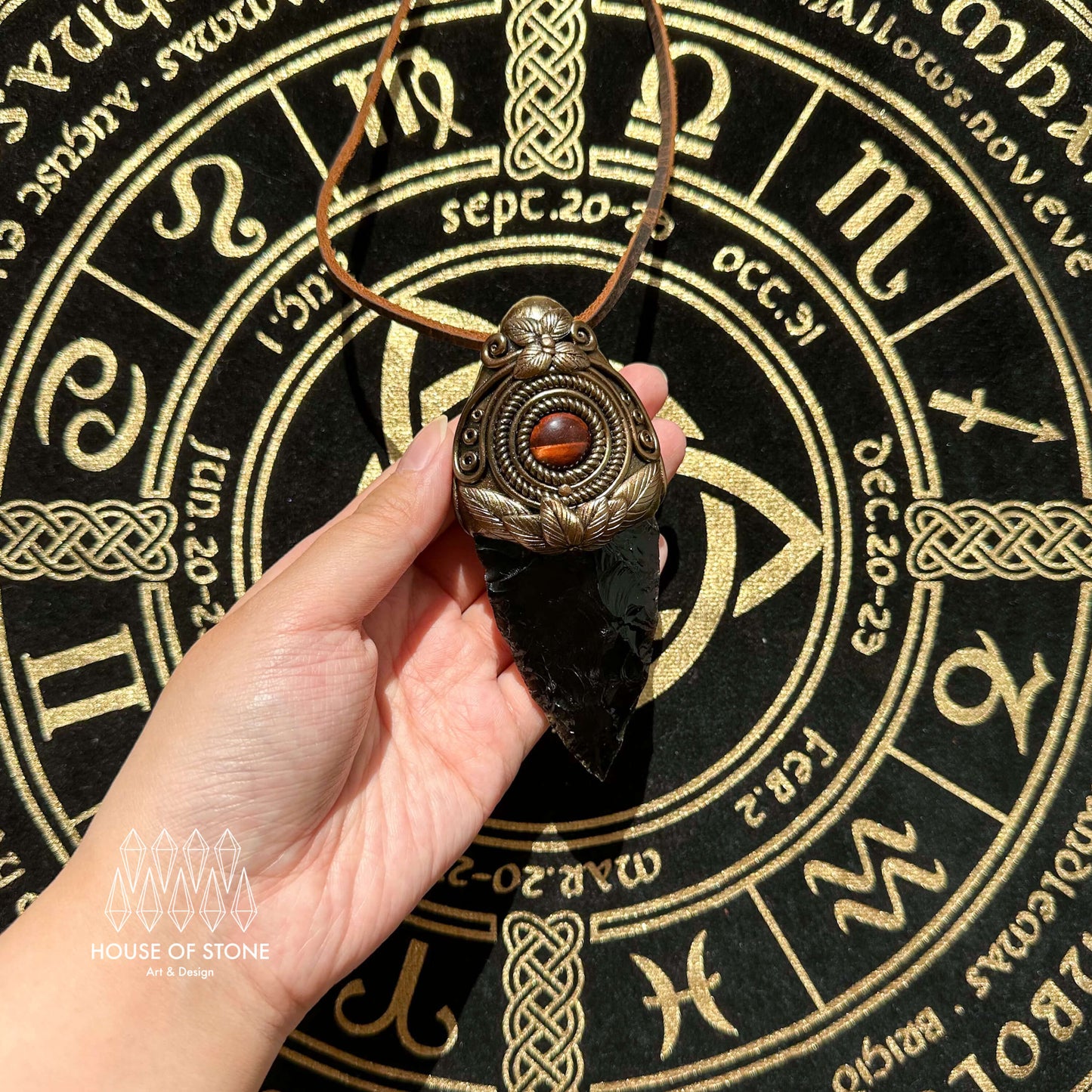 Natural Handmade Black Obsidian Arrowhead Pendant Necklace/Magic Crystal Double-sided Pendant/Labradorite Jewelry/Chakra/Altar Tool