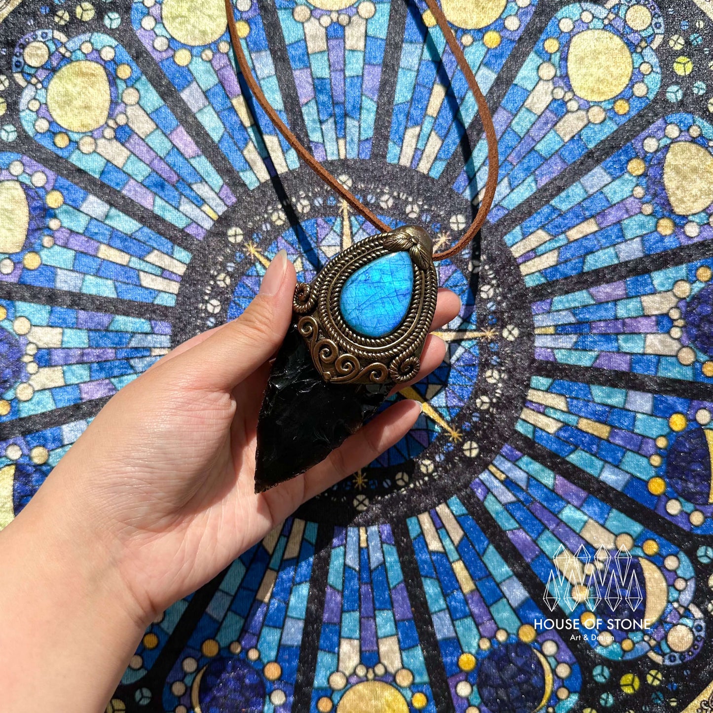 Natural Handmade Black Obsidian Arrowhead Pendant Necklace/Magic Crystal Double-sided Pendant/Labradorite Jewelry/Chakra/Altar Tool