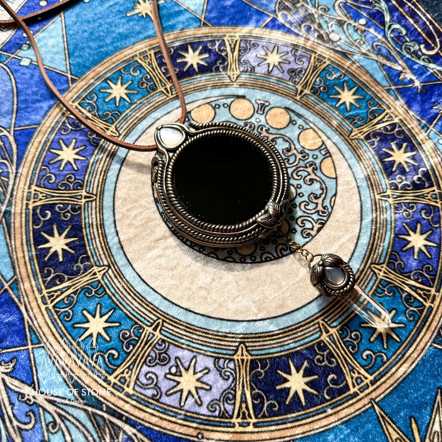 Handmade Natural Black Obsidian Pendant Necklace/Magic Obsidian Mirror Crystal Pendant/Scrying Mirror Labradorite Protection Jewelry/Altar Tool