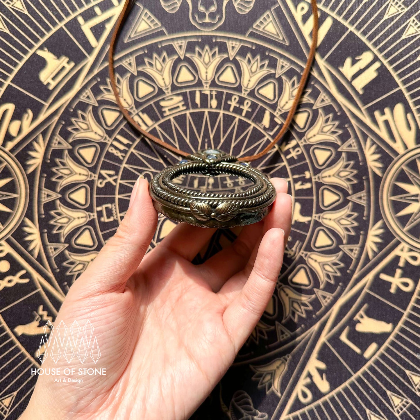 Handmade Natural Black Obsidian Pendant Necklace/Magic Obsidian Mirror Crystal Pendant/Scrying Mirror Talisman Protection Jewelry/Altar Tool