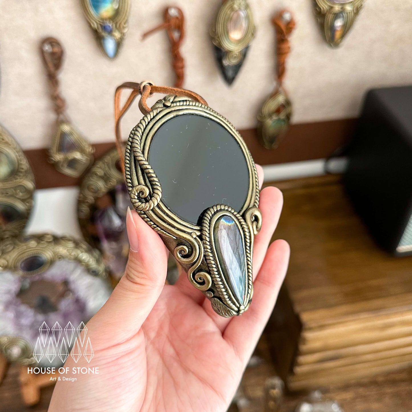 Natural Handmade Black Obsidian Pendant Necklace/Magic Obsidian Mirror Crystal Pendant/Scrying Mirror Labradorite Jewelry/Altar Tool