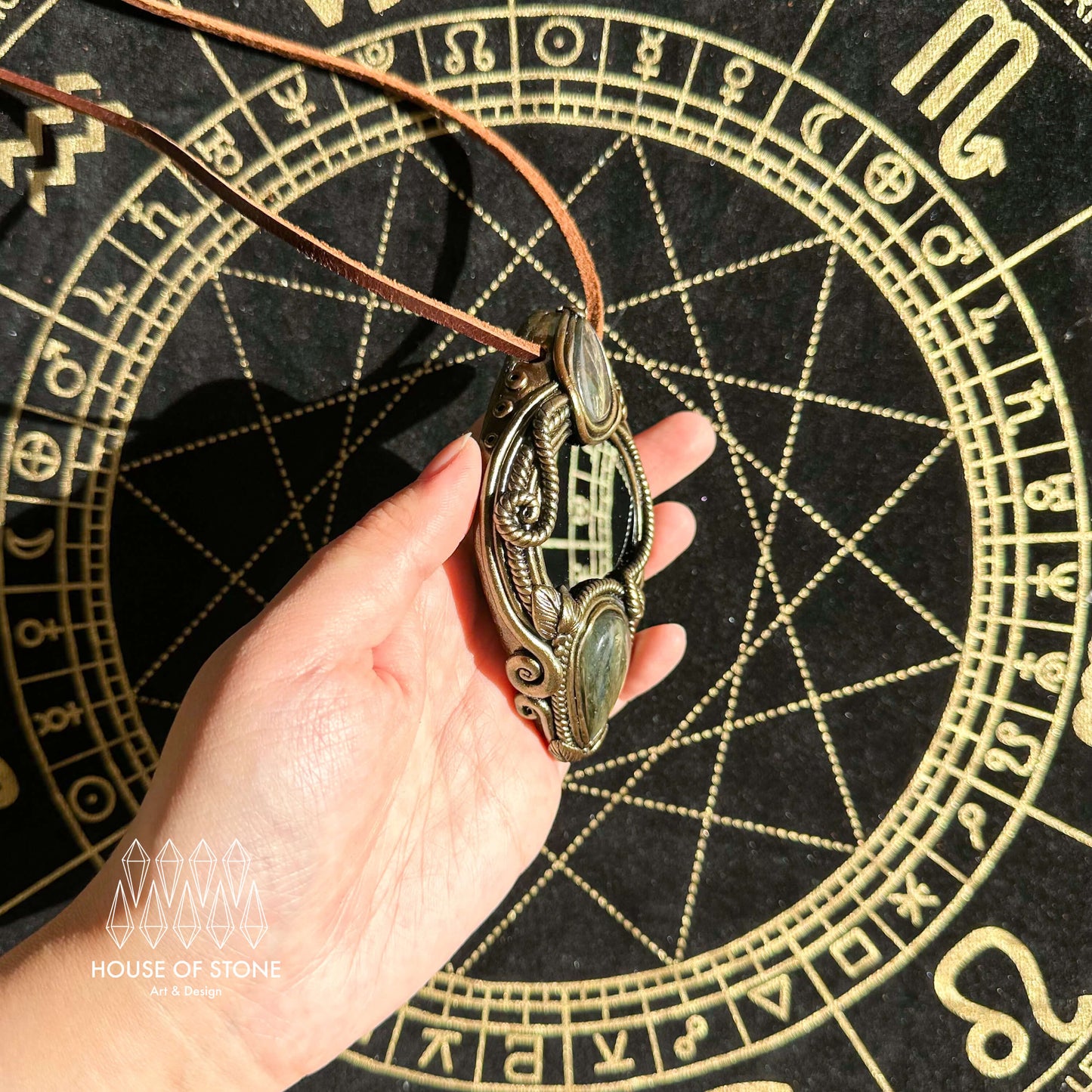 Natural Handmade Black Obsidian Pendant Necklace/Magic Obsidian Mirror Crystal Pendant/Scrying Mirror Labradorite Jewelry/Altar Tool