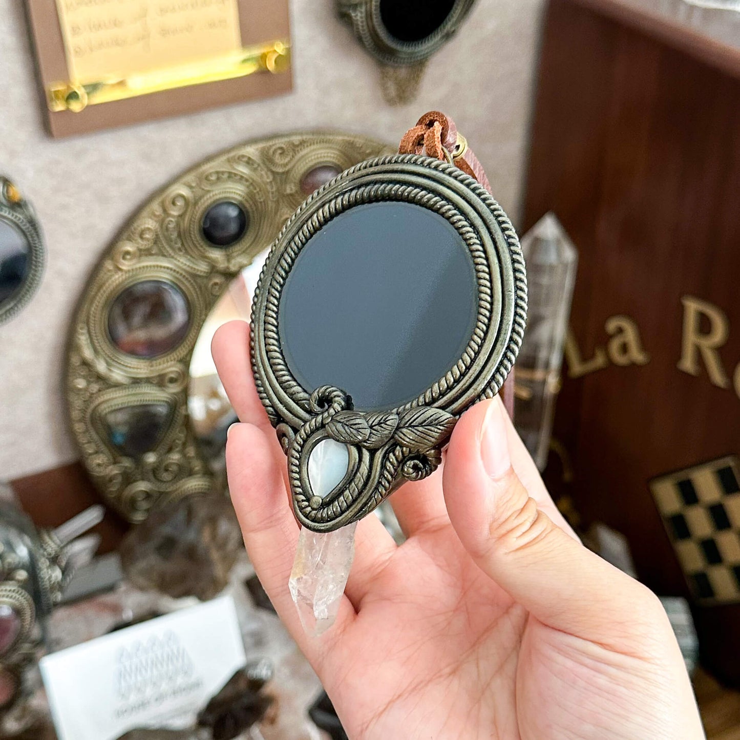 Handmade Natural Black Obsidian Pendant Necklace/Magic Obsidian Mirror Crystal Pendant/Scrying Mirror Talisman Protection Jewelry/Altar Tool