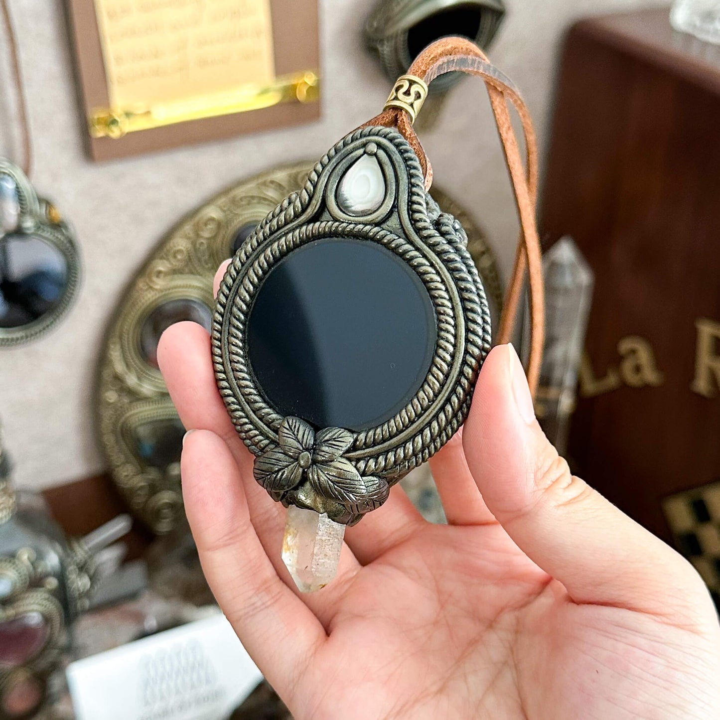 Handmade Natural Black Obsidian Pendant Necklace/Magic Obsidian Mirror Crystal Pendant/Scrying Mirror Labradorite Protection Jewelry/Altar Tool