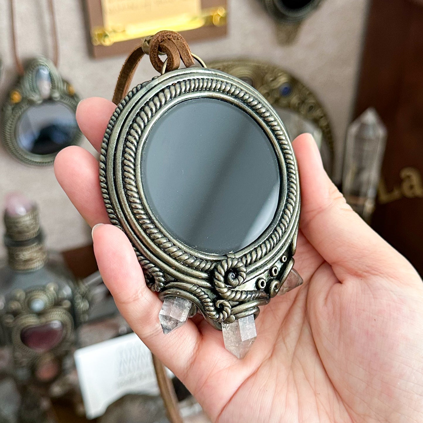 Handmade Natural Black Obsidian Pendant Necklace/Magic Obsidian Mirror Crystal Pendant/Scrying Mirror Labradorite Protection Jewelry/Altar Tool