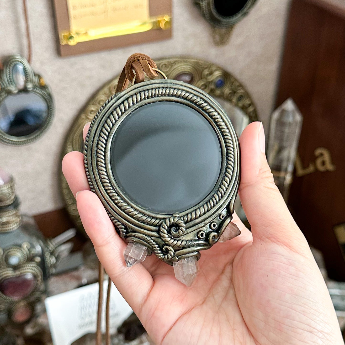 Handmade Natural Black Obsidian Pendant Necklace/Magic Obsidian Mirror Crystal Pendant/Scrying Mirror Labradorite Protection Jewelry/Altar Tool