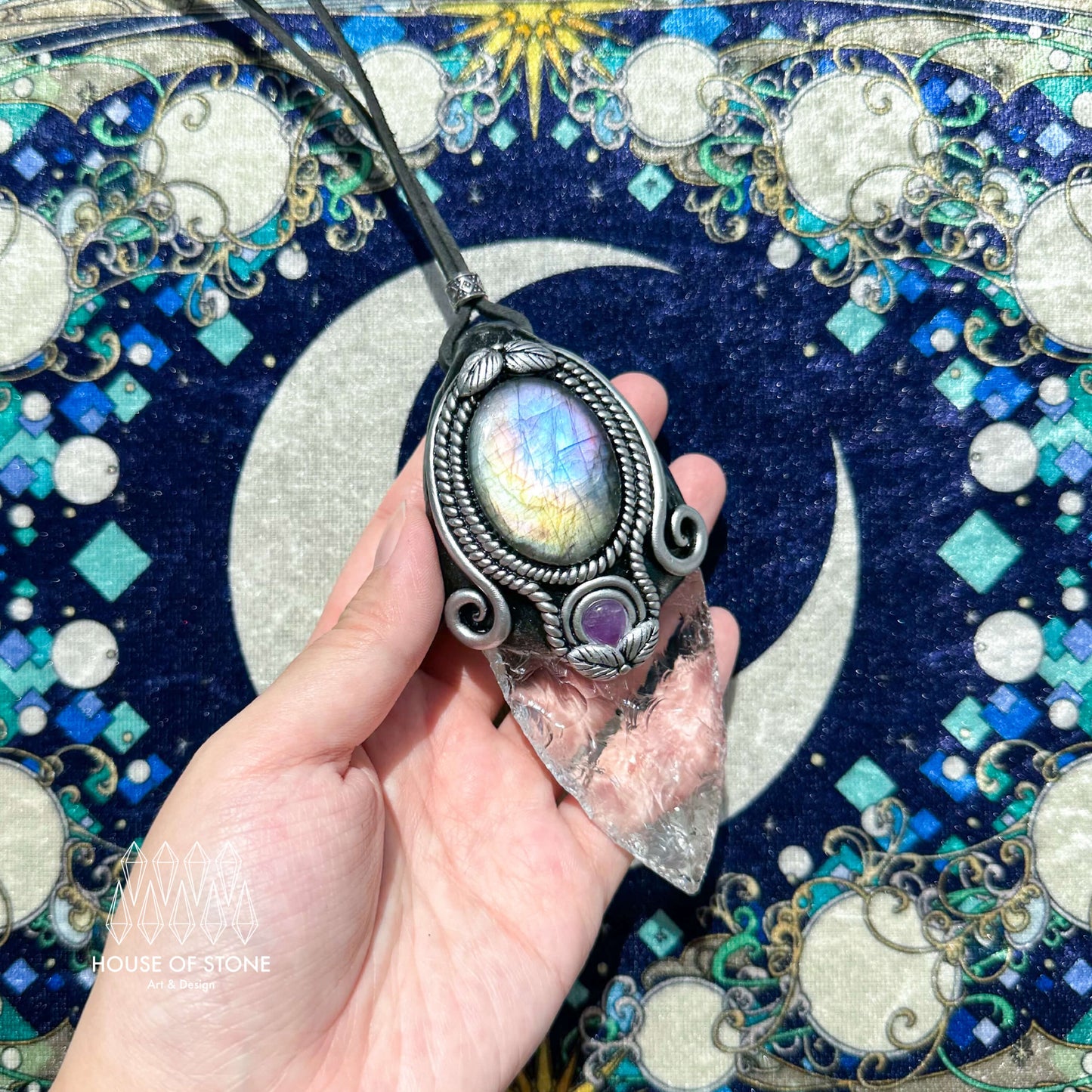 Natural Handmade Clear Quartz Arrowhead Pendant Necklace/Magic Crystal Double-sided Pendant/Labradorite Jewelry/Chakra/Altar Tool