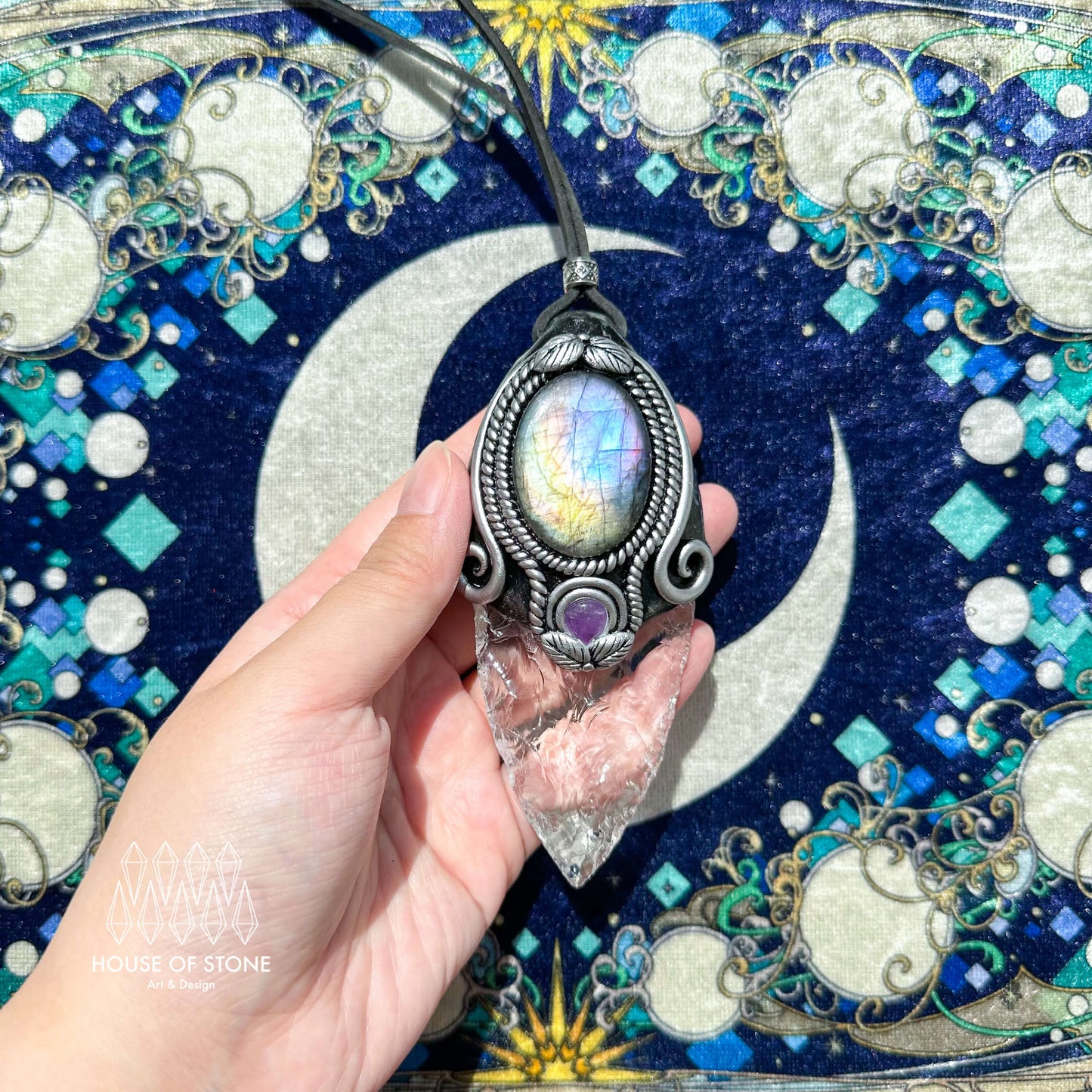 Natural Handmade Clear Quartz Arrowhead Pendant Necklace/Magic Crystal Double-sided Pendant/Labradorite Jewelry/Chakra/Altar Tool