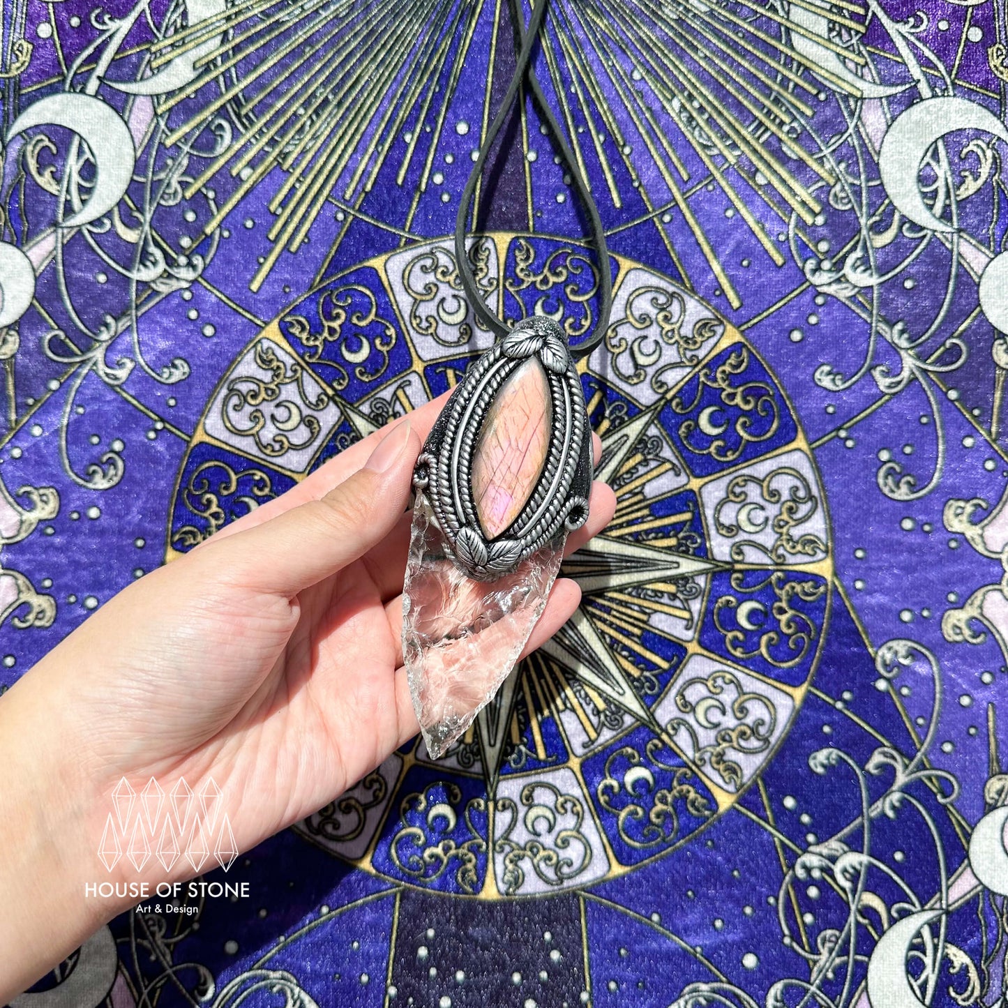 Natural Handmade Clear Quartz Arrowhead Pendant Necklace/Magic Crystal Double-sided Pendant/Labradorite Jewelry/Chakra/Altar Tool