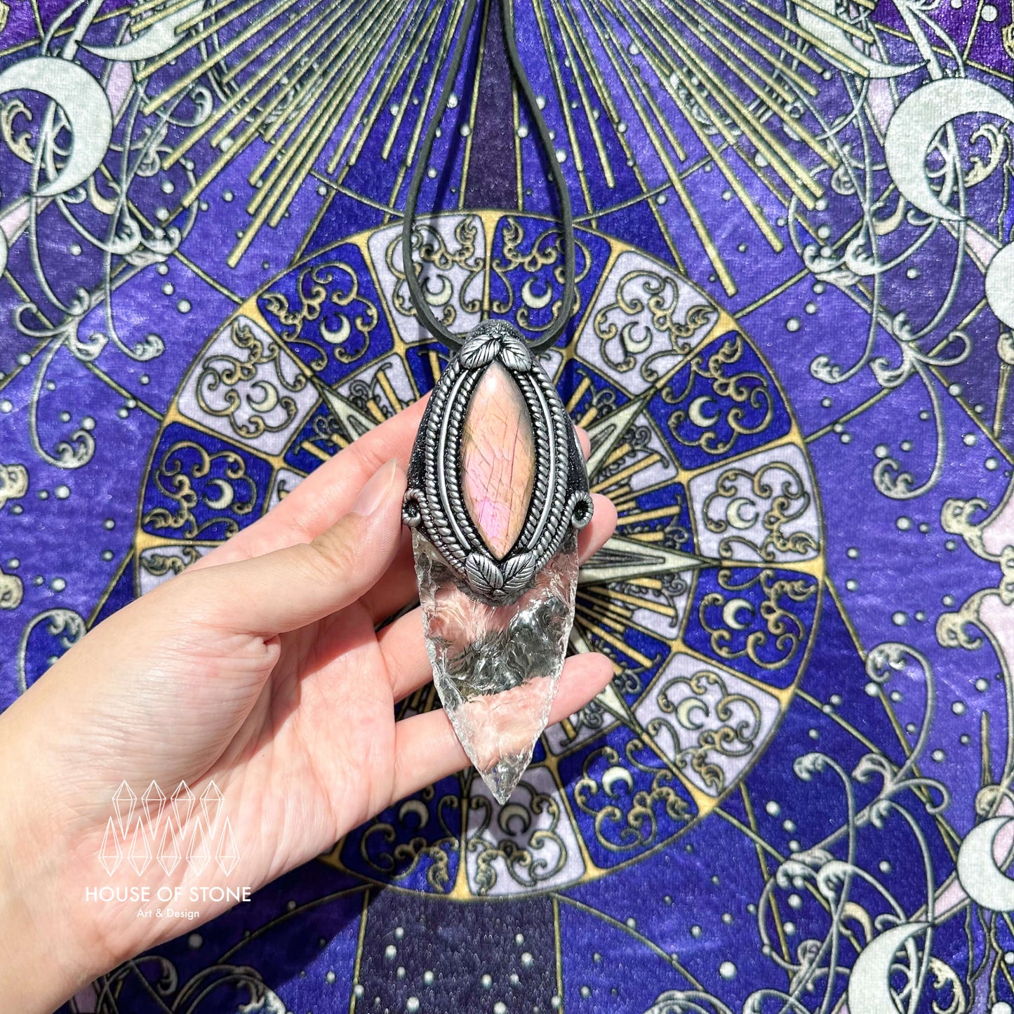 Natural Handmade Clear Quartz Arrowhead Pendant Necklace/Magic Crystal Double-sided Pendant/Labradorite Jewelry/Chakra/Altar Tool