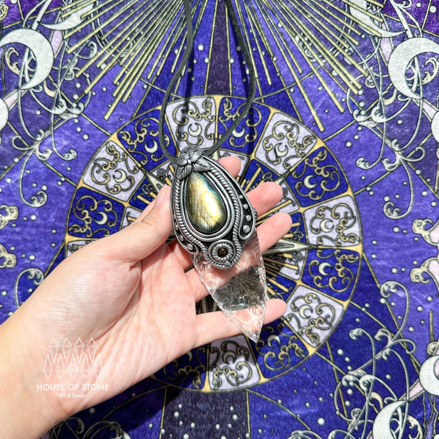 Natural Handmade Clear Quartz Arrowhead Pendant Necklace/Magic Crystal Double-sided Pendant/Labradorite Jewelry/Chakra/Altar Tool