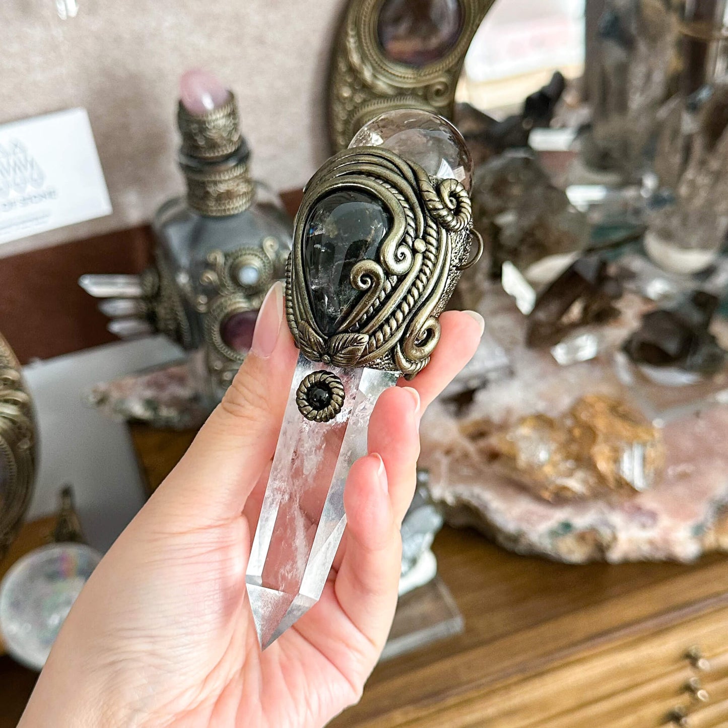 Handmade Natural Clear Quartz Pendant Necklace/Magic Smoky Quartz Crystal Protection Pendant/Garden Quartz Jewelry/Chakra/Altar Tool