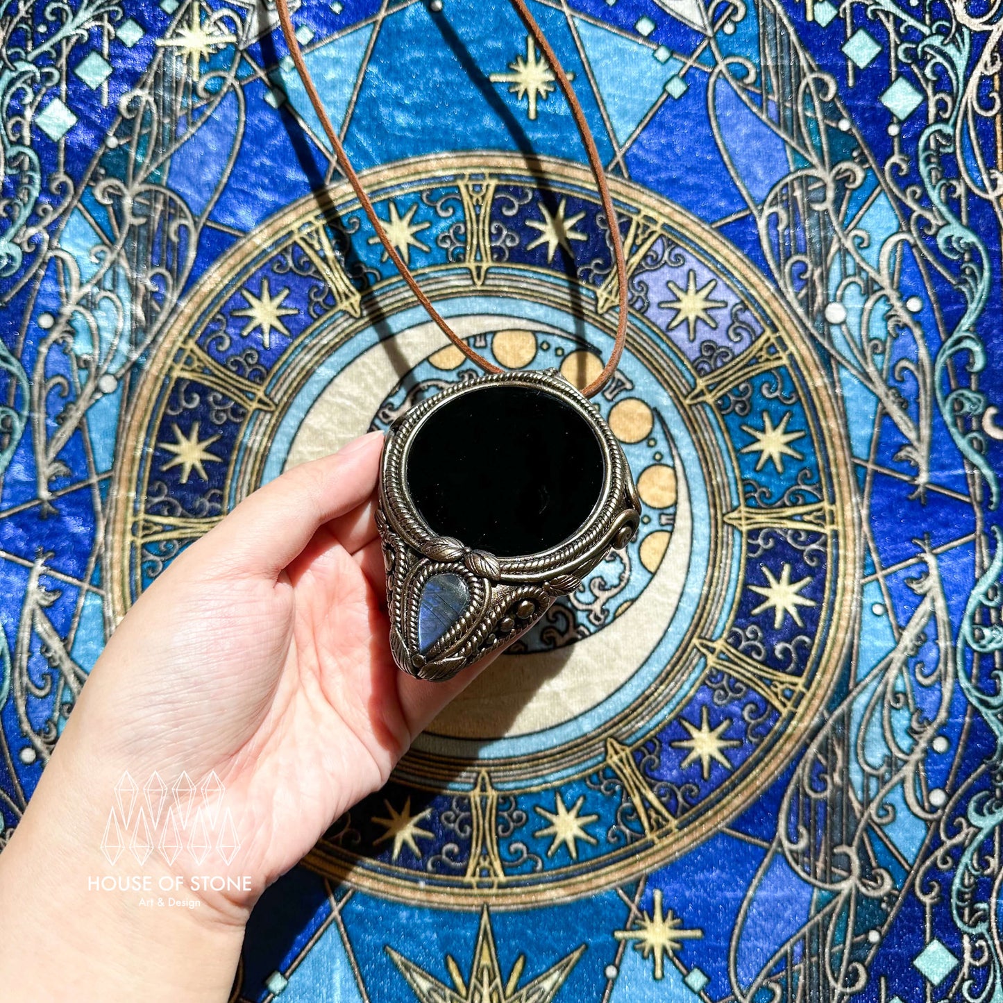 Natural Handmade Black Obsidian Pendant Necklace/Magic Obsidian Mirror Crystal Pendant/Scrying Mirror Labradorite Jewelry/Altar Tool