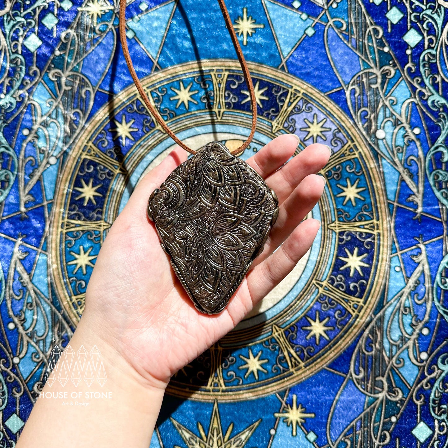 Natural Handmade Black Obsidian Pendant Necklace/Magic Obsidian Mirror Crystal Pendant/Scrying Mirror Labradorite Jewelry/Altar Tool