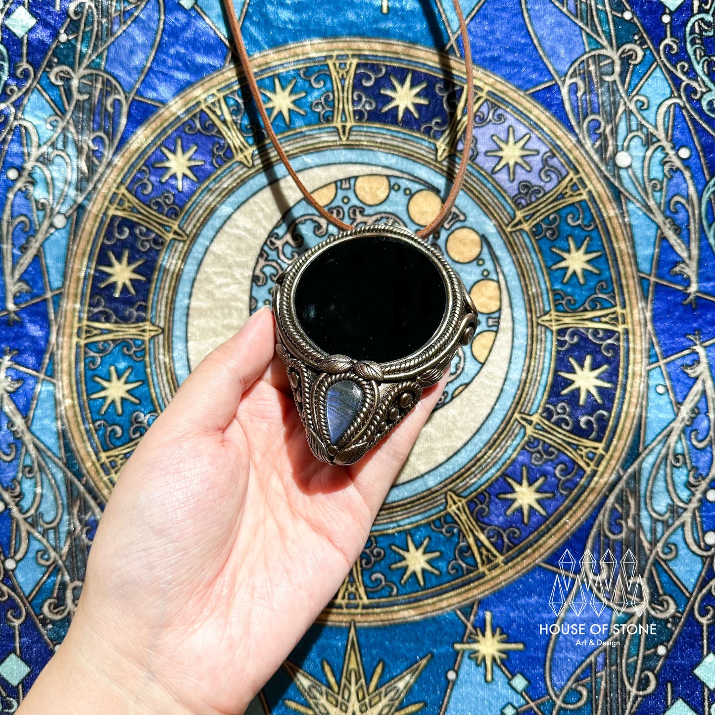 Natural Handmade Black Obsidian Pendant Necklace/Magic Obsidian Mirror Crystal Pendant/Scrying Mirror Labradorite Jewelry/Altar Tool