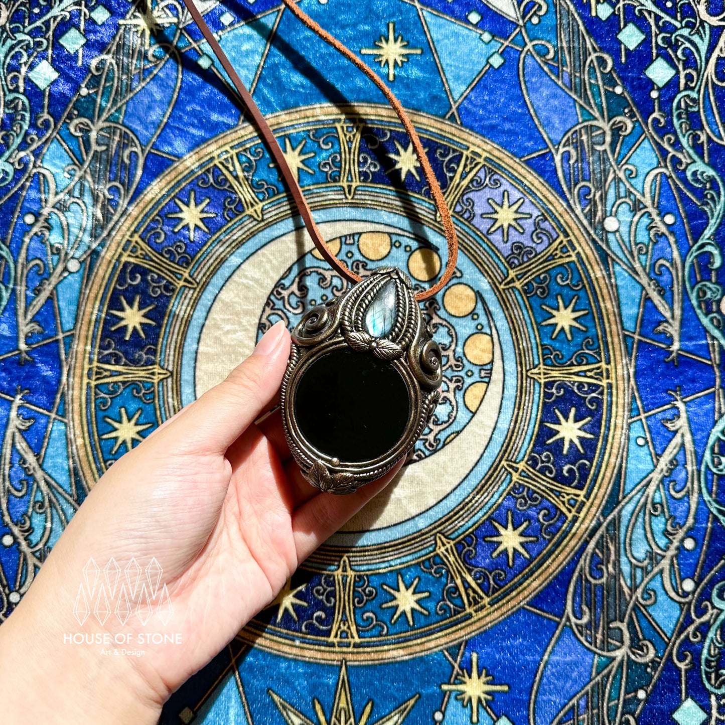 Natural Handmade Black Obsidian Pendant Necklace/Magic Obsidian Mirror Crystal Pendant/Scrying Mirror Labradorite Jewelry/Altar Tool