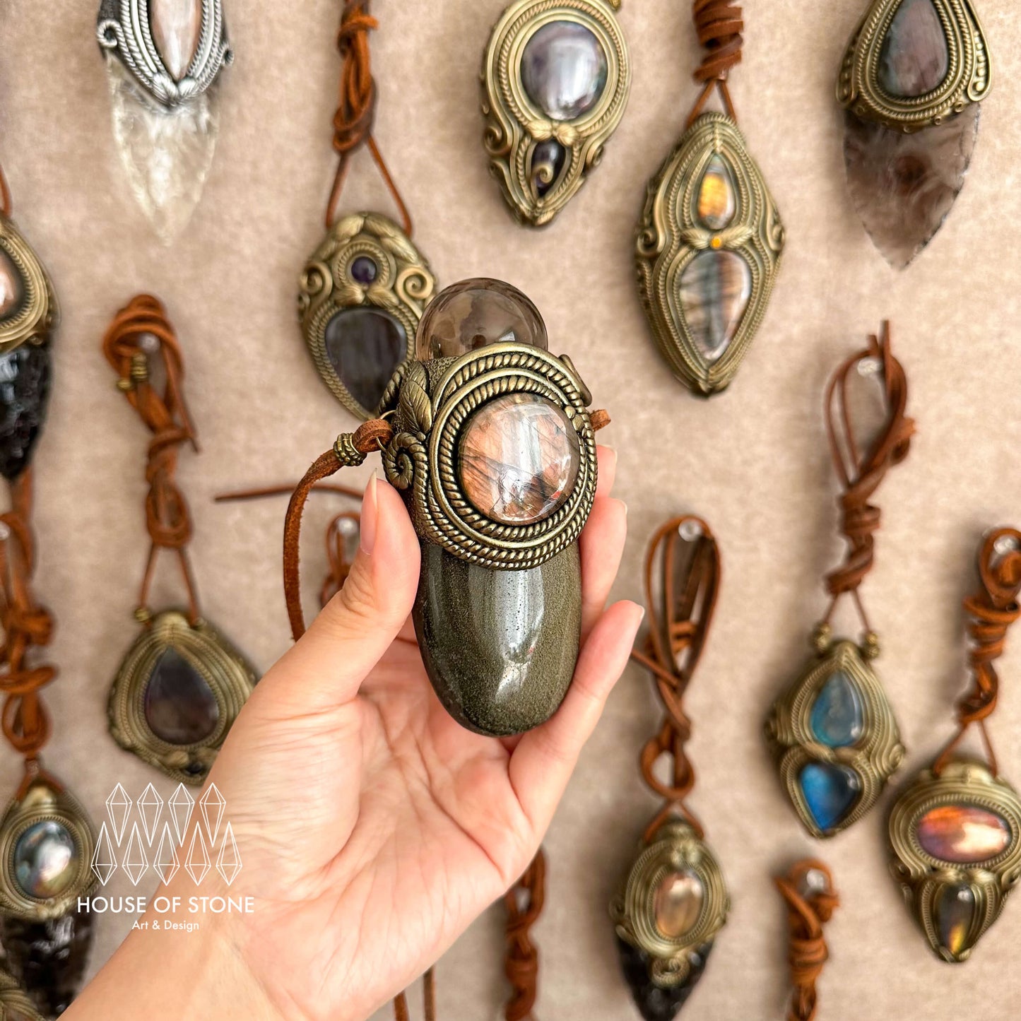 Handmade Natural Gold Sheen Obsidian Necklace/Magic Smoky Quartz Crystal Protection Pendant/Labradorite Jewelry/Root Chakra/Altar Tool