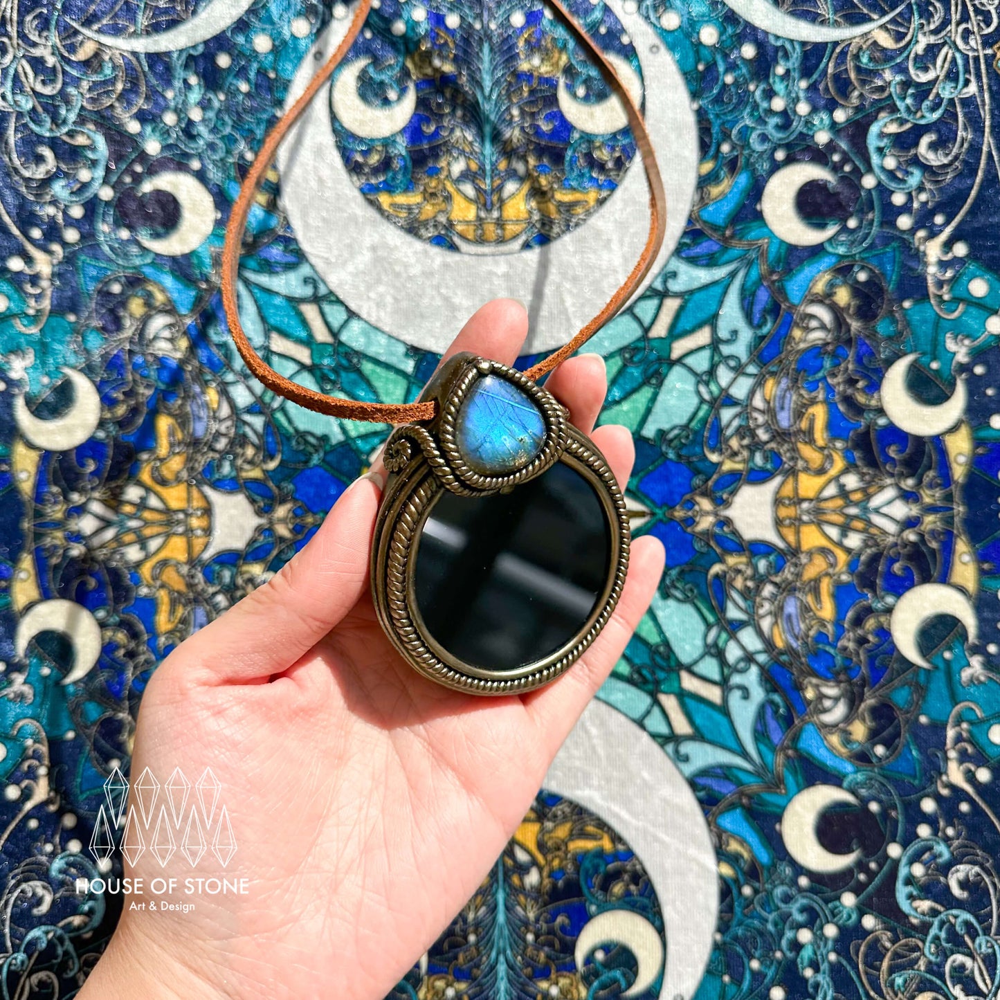 Handmade Natural Black Obsidian Pendant Necklace/Magic Obsidian Mirror Crystal Pendant/Scrying Mirror Labradorite Jewelry/Altar Tool