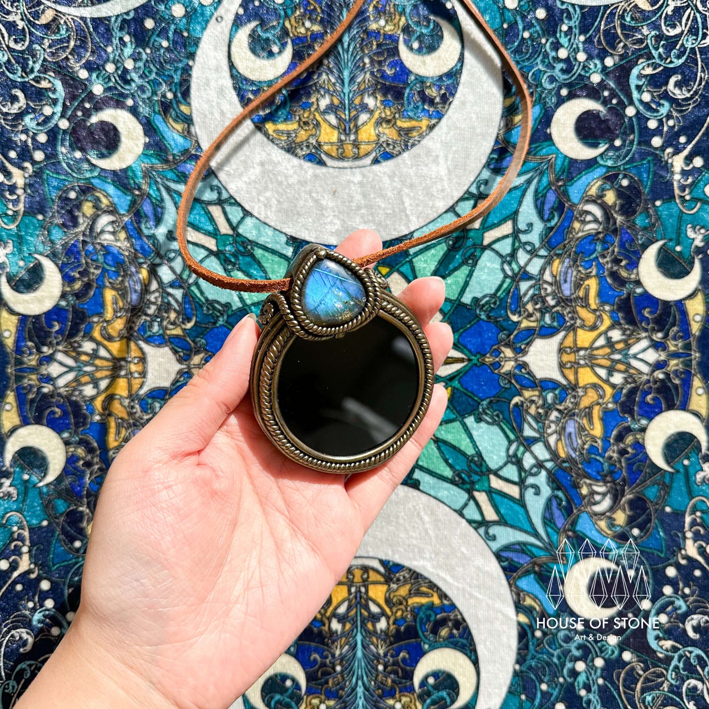 Handmade Natural Black Obsidian Pendant Necklace/Magic Obsidian Mirror Crystal Pendant/Scrying Mirror Labradorite Jewelry/Altar Tool