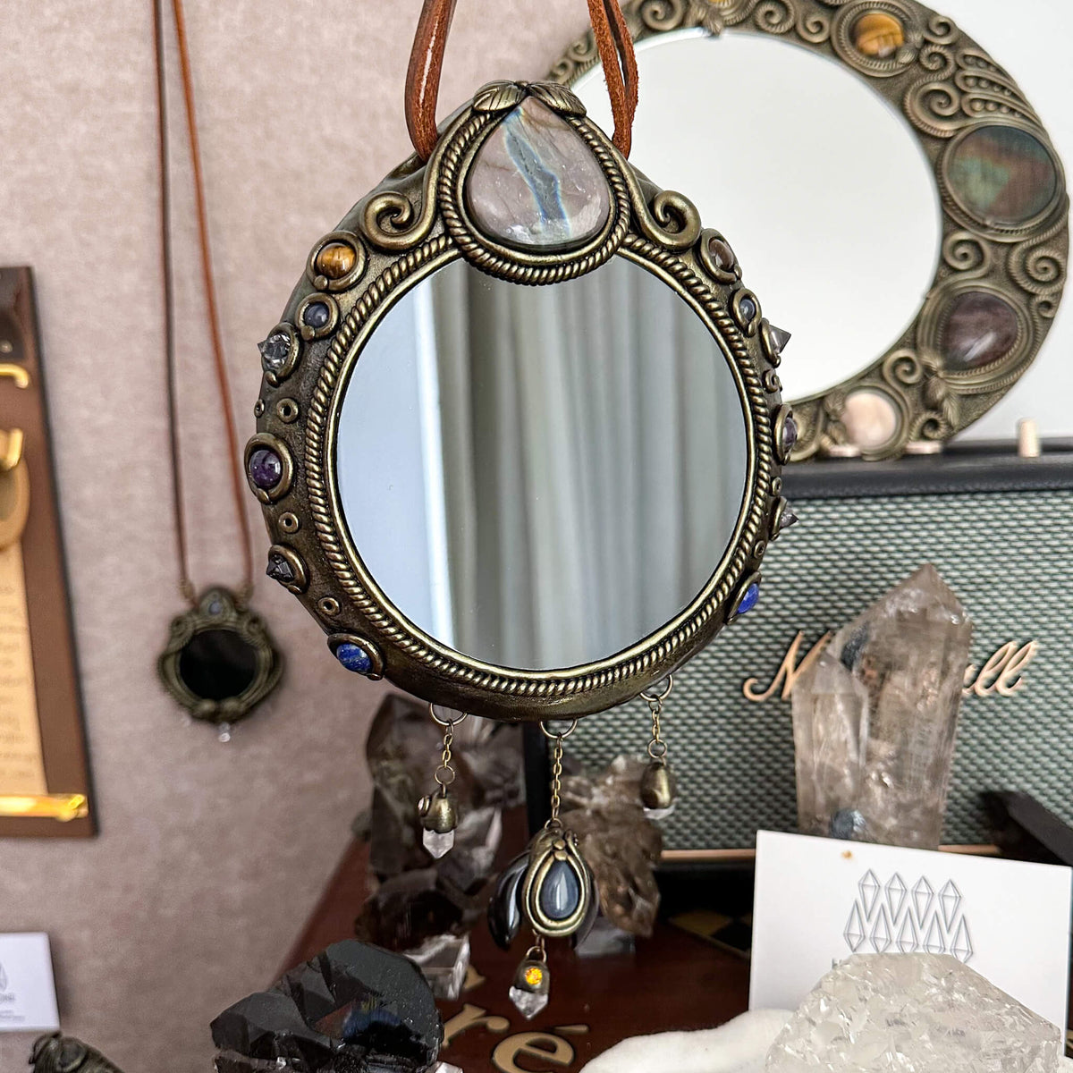 Handmade Natural Black Obsidian Crystal Wall Hanging Decor/Magic Obsidian Mirror Spiritual Window Interior Room Hangings/Scrying Mirror Door Hanging/Altar Tool