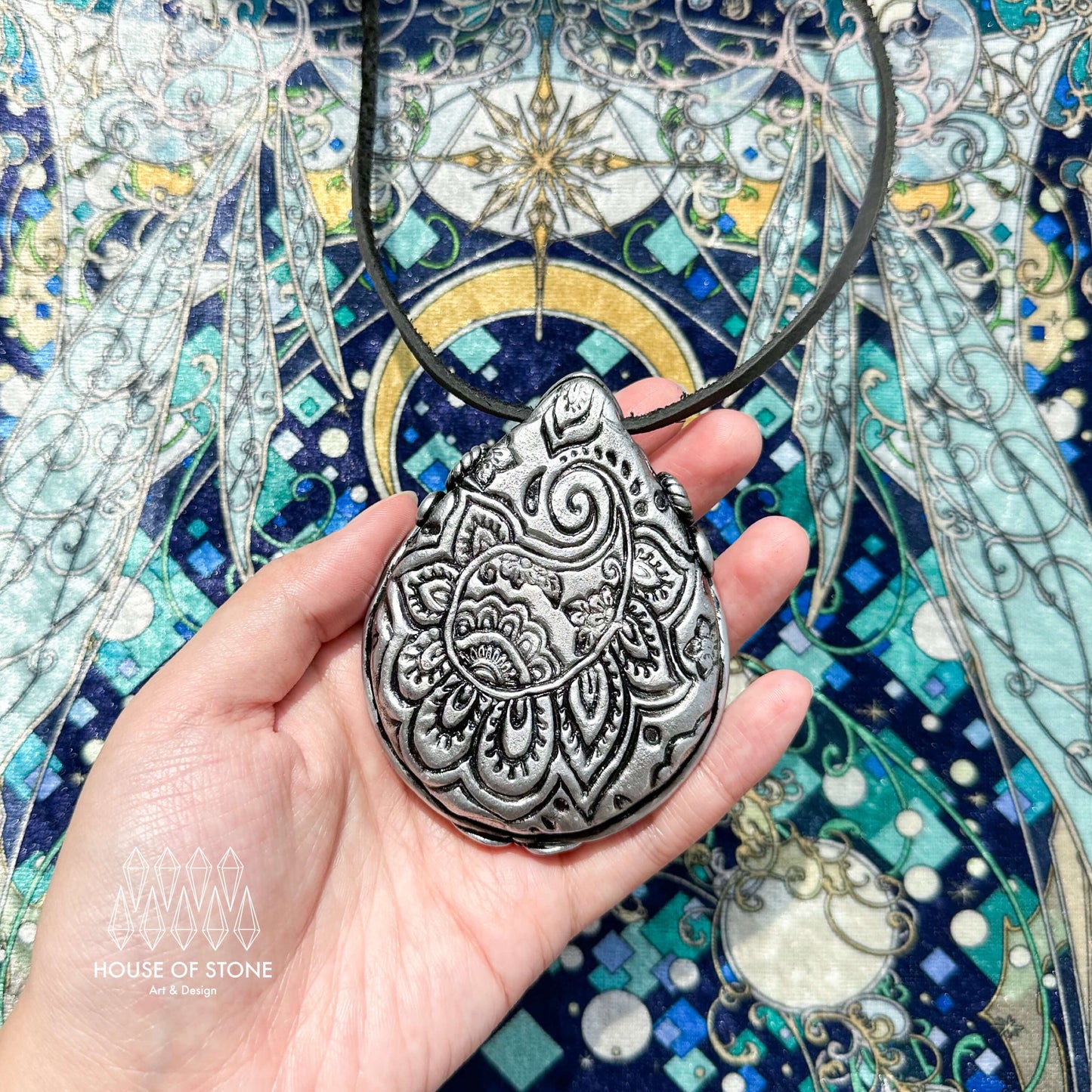 Natural Handmade Black Obsidian Pendant Necklace/Magic Obsidian Mirror Crystal Pendant/Scrying Mirror Labradorite Jewelry/Altar Tool