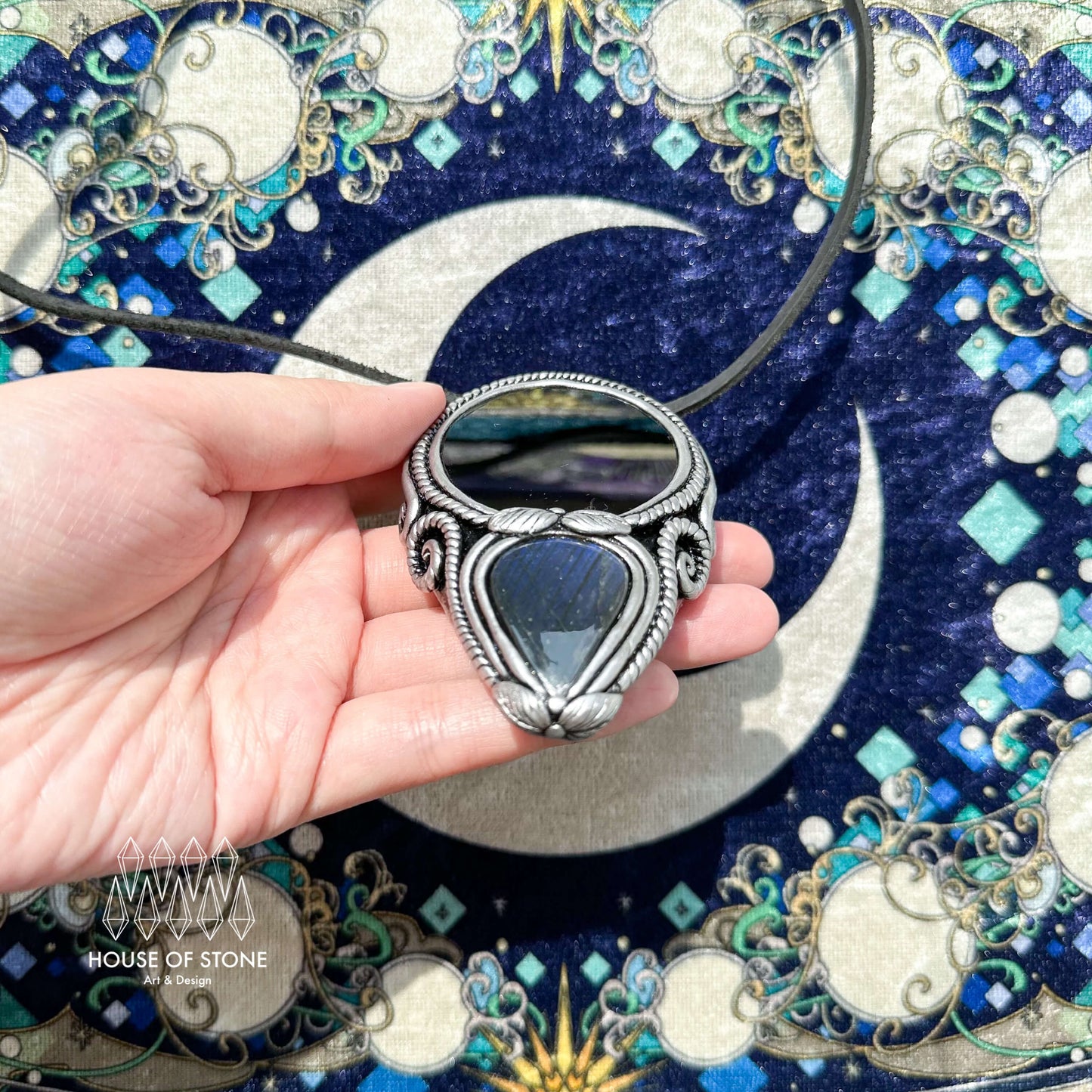 Natural Handmade Black Obsidian Pendant Necklace/Magic Obsidian Mirror Crystal Pendant/Scrying Mirror Labradorite Jewelry/Altar Tool