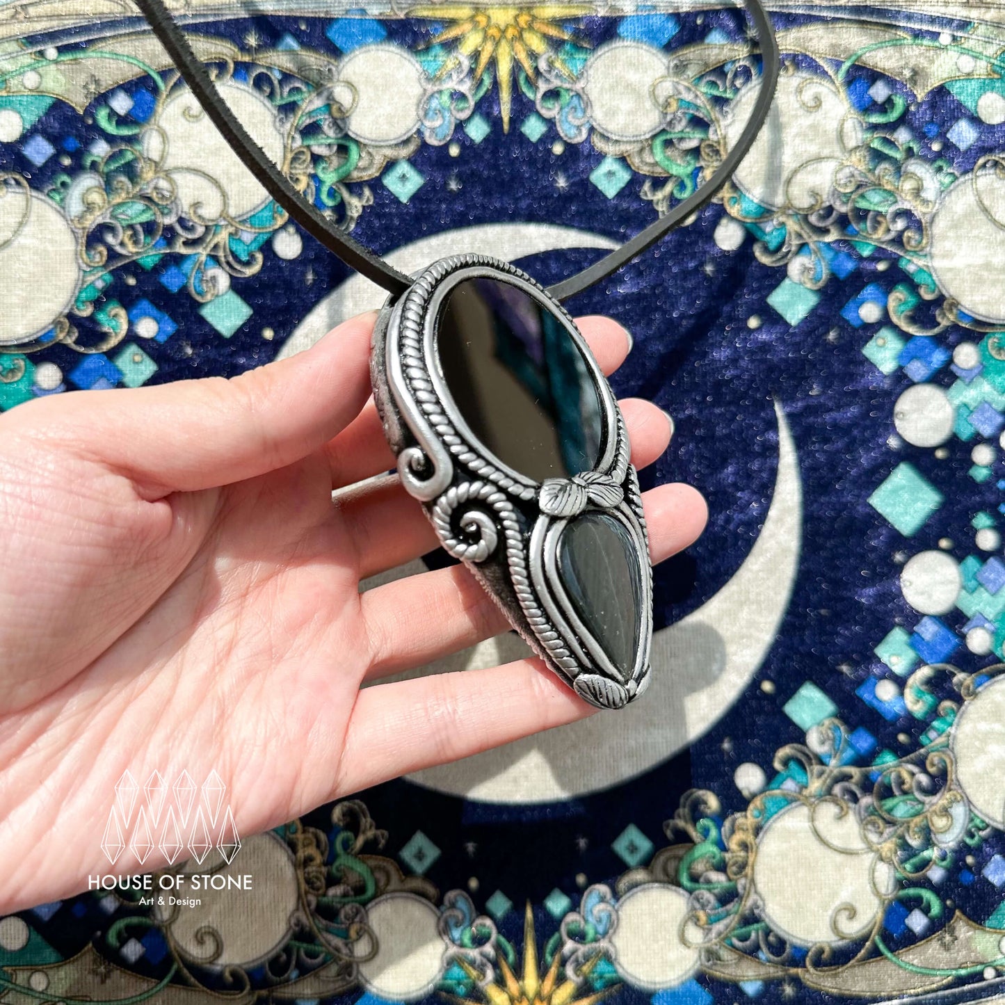 Natural Handmade Black Obsidian Pendant Necklace/Magic Obsidian Mirror Crystal Pendant/Scrying Mirror Labradorite Jewelry/Altar Tool