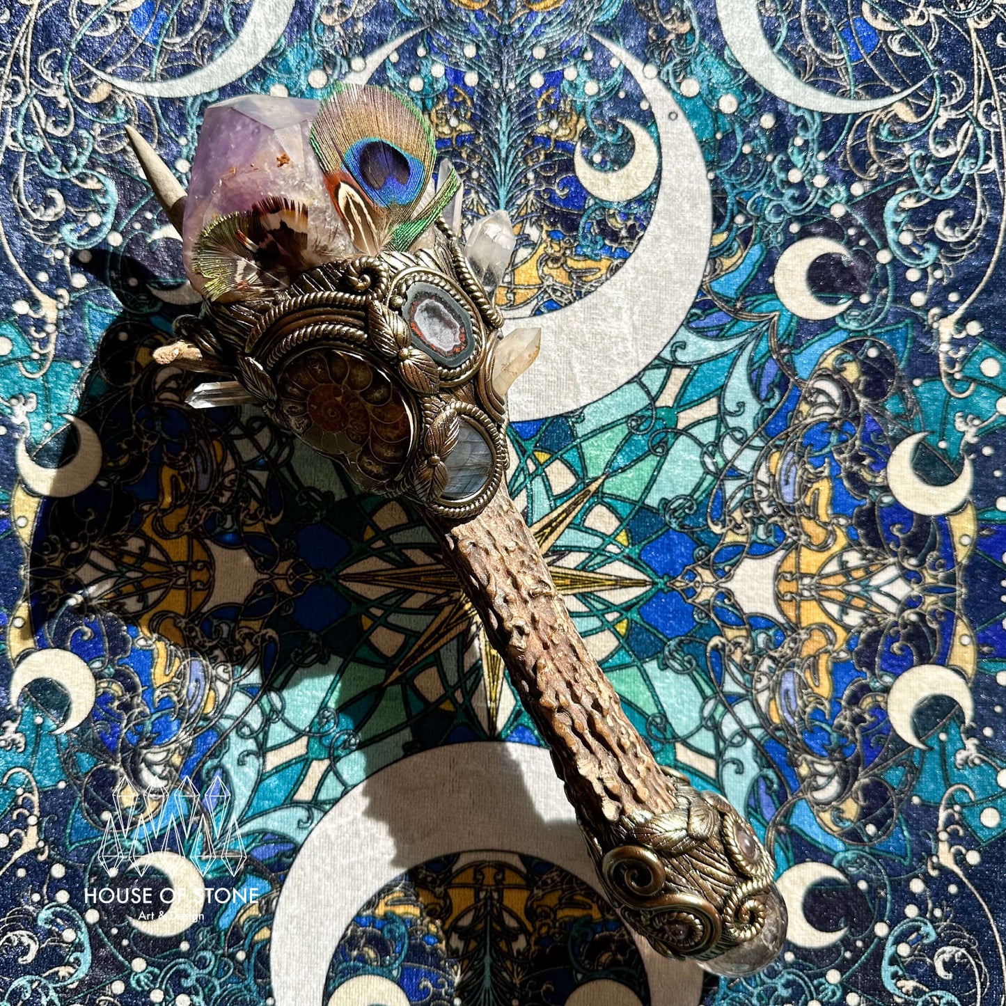 Handmade Natural Crystal Amethyst Antler Wand/Magic Clear Quartz Witch Wand/Labradorite Amethyst Ammonite Antler Stem/Chakra/Altar Tool