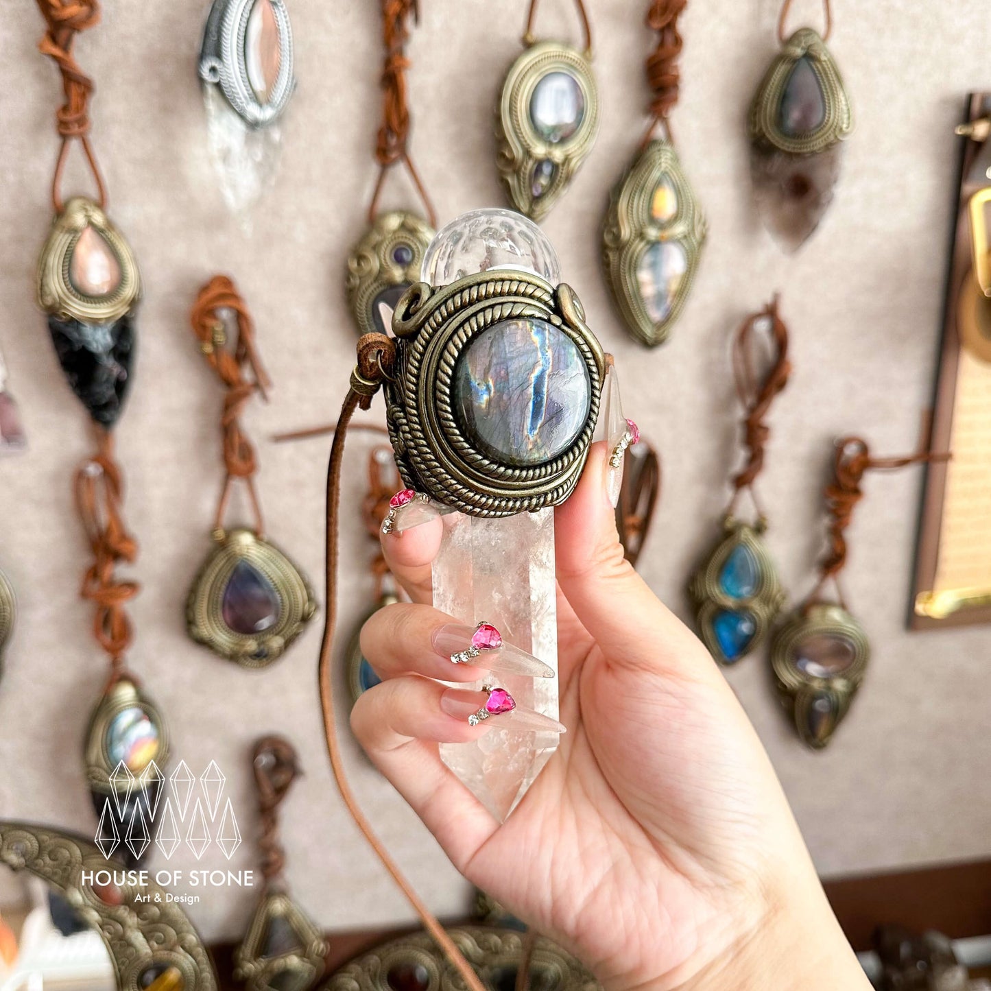 Handmade Natural Clear Quartz Pendant Necklace/Magic Quartz Crystal Protection Pendant/Labradorite Amethyst Jewelry/Crown Chakra/Altar Tool