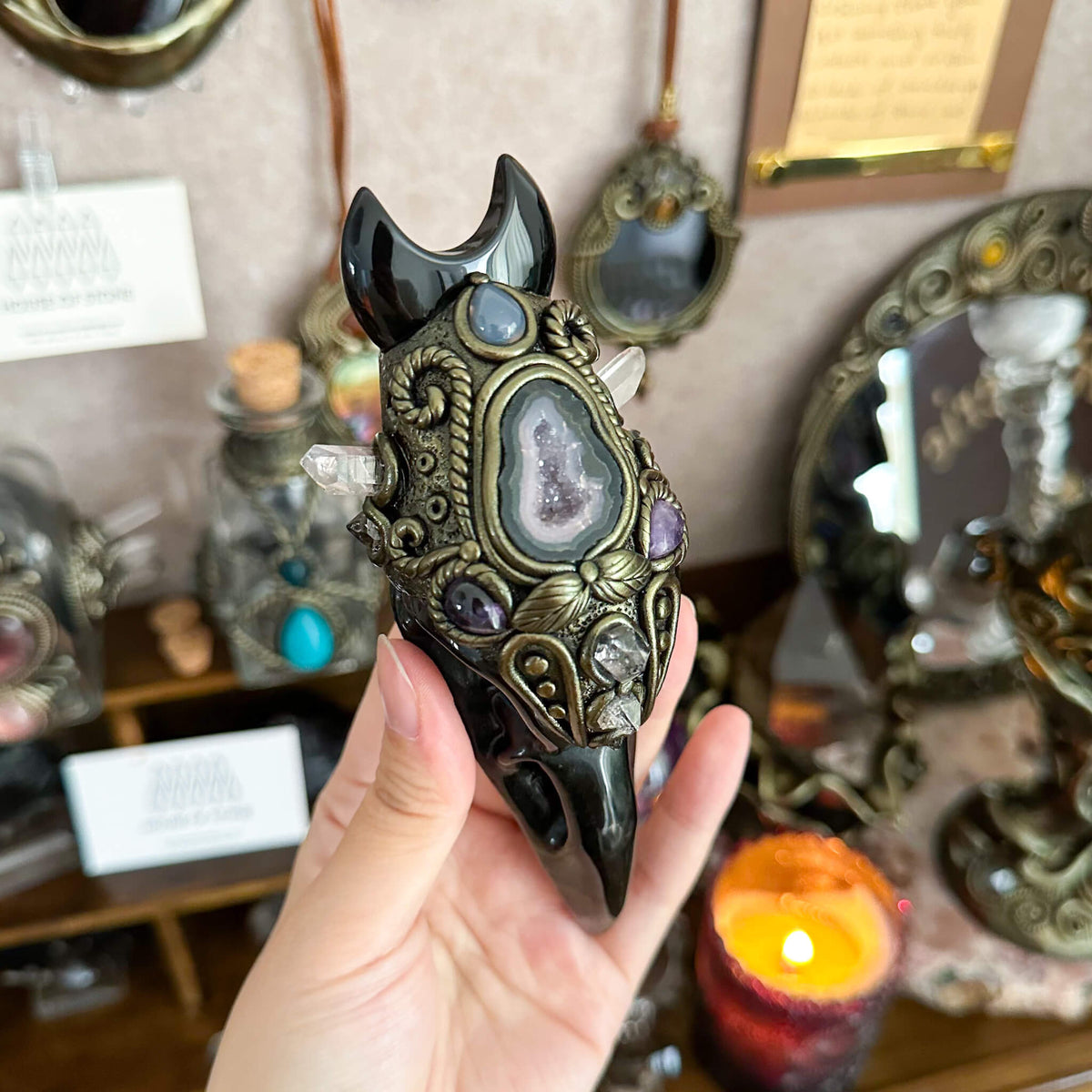 Handmade Natural Black Obsidian Raven Skull Pendant Necklace/Magic Black Obsidian Crystal Protection Pendant/Amulet Talisman Jewelry/Chakra/Altar Tool