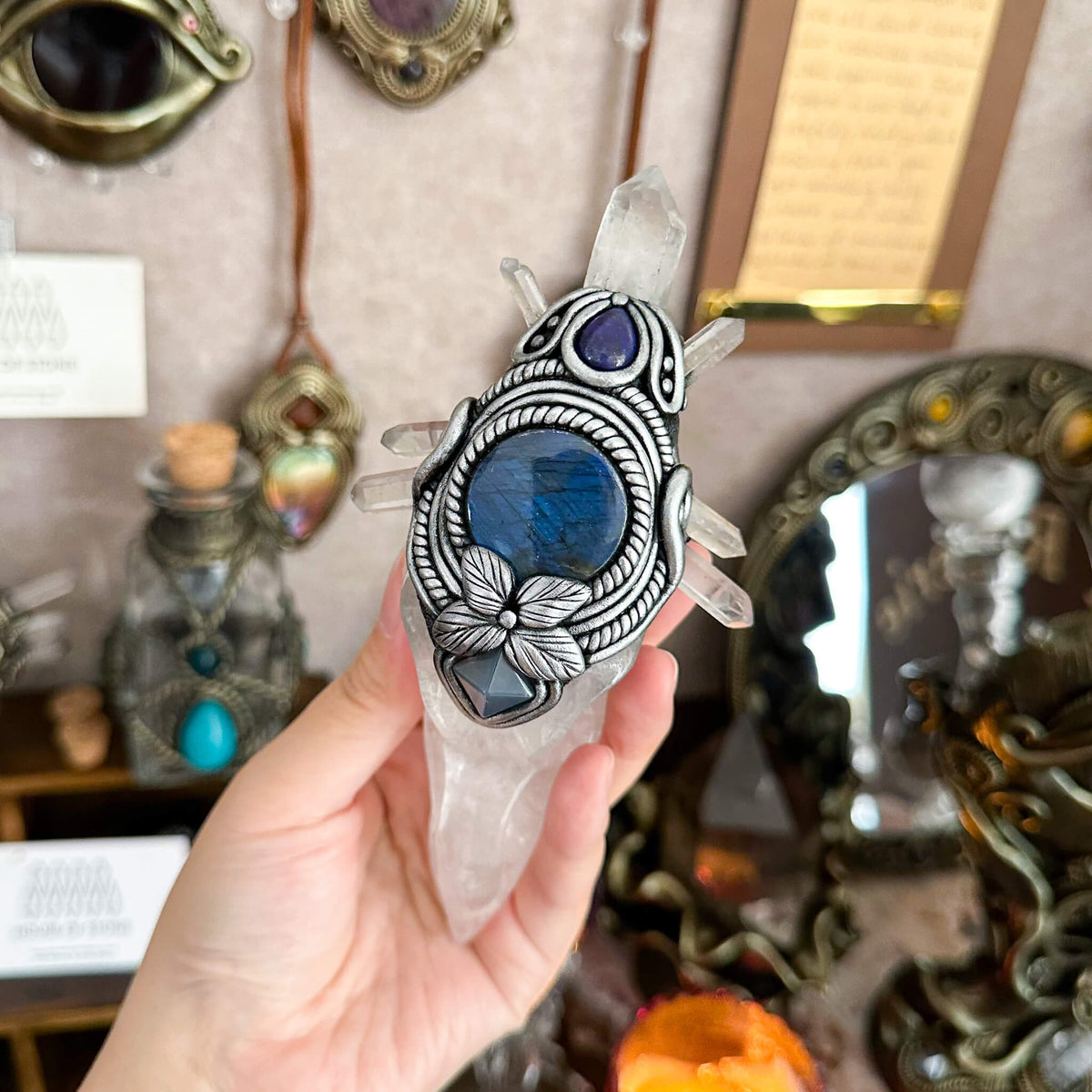 Handmade Natural Clear Quartz Raven Skull Pendant Necklace/Magic Herkimer Diamond Crystal Protection Pendant/Amulet Talisman Jewelry/Chakra/Altar Tool