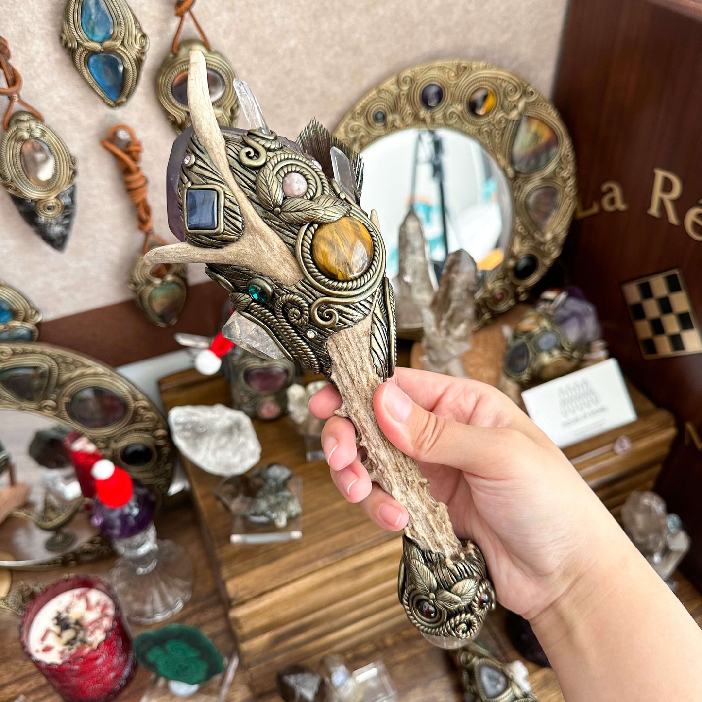 Handmade Natural Crystal Amethyst Antler Wand/Magic Smoky Quartz Witch Wand/Labradorite Amethyst Ammonite Antler Stem/Chakra/Altar Tool