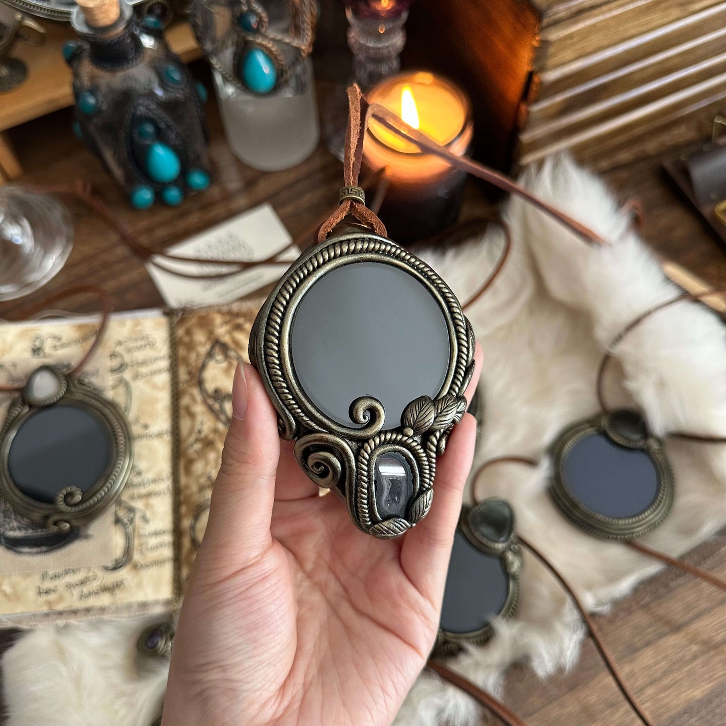 Handmade Natural Black Obsidian Pendant Necklace/Magic Obsidian Mirror Crystal Pendant/Scrying Mirror Talisman Protection Jewelry/Altar Tool